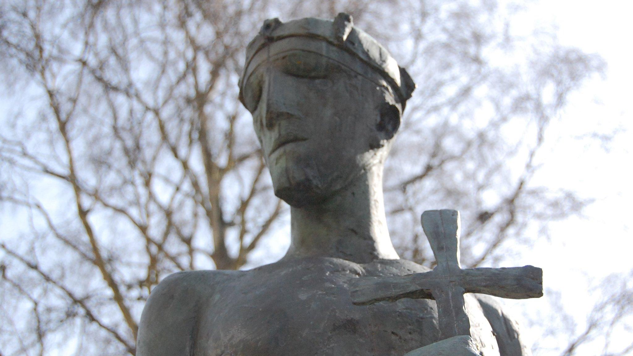 St Edmund statue, Bury St Edmunds