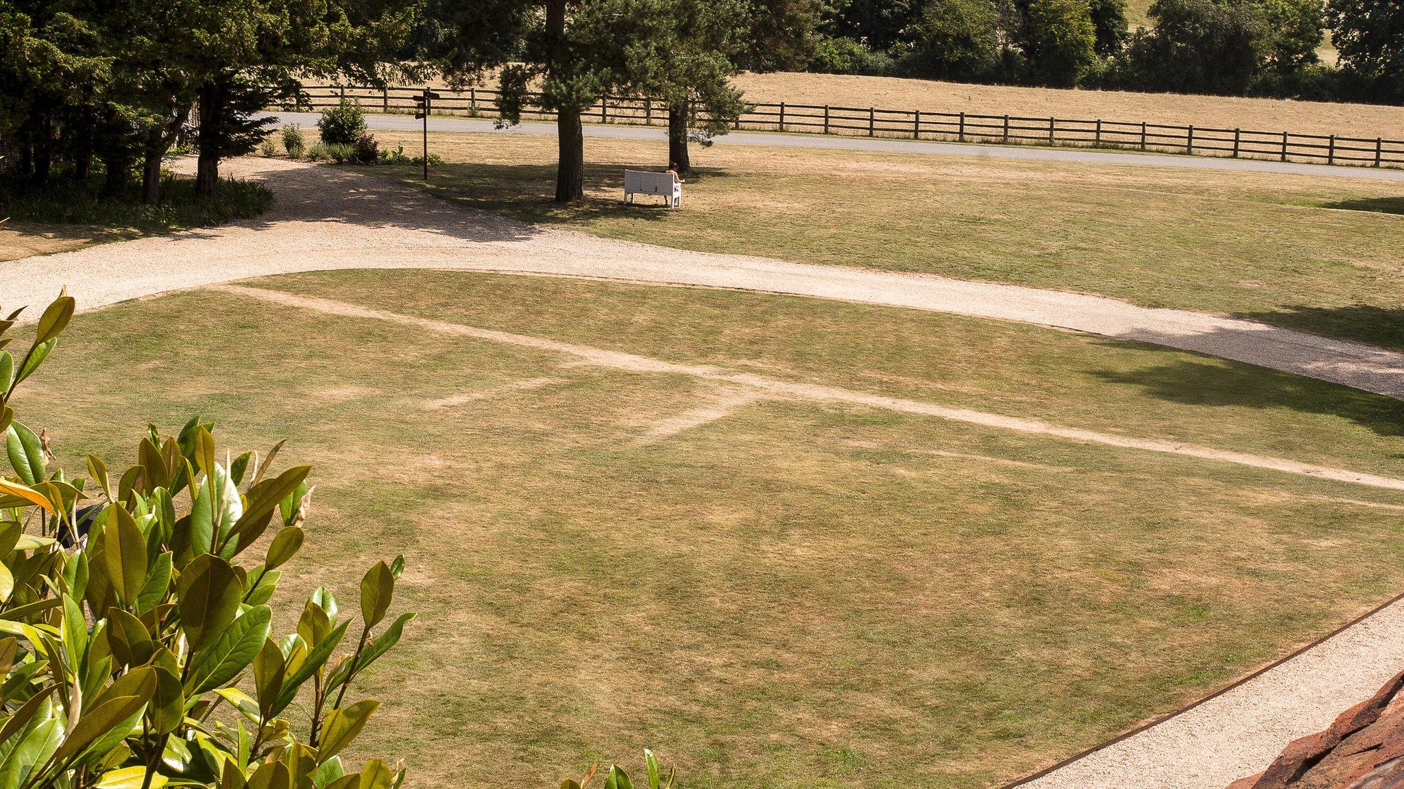 Greys Court parch marks