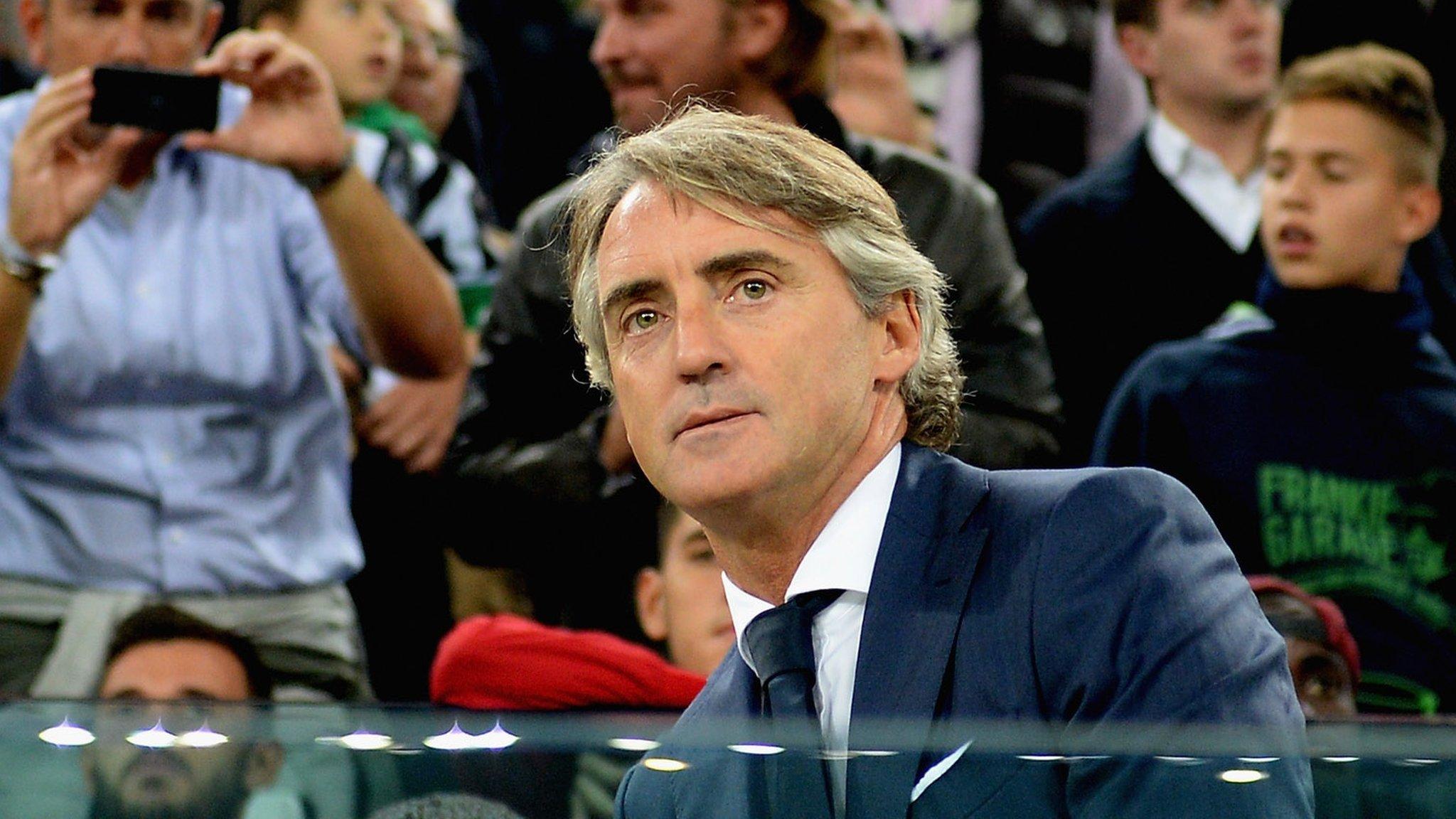 Galatasaray manager Roberto Mancini