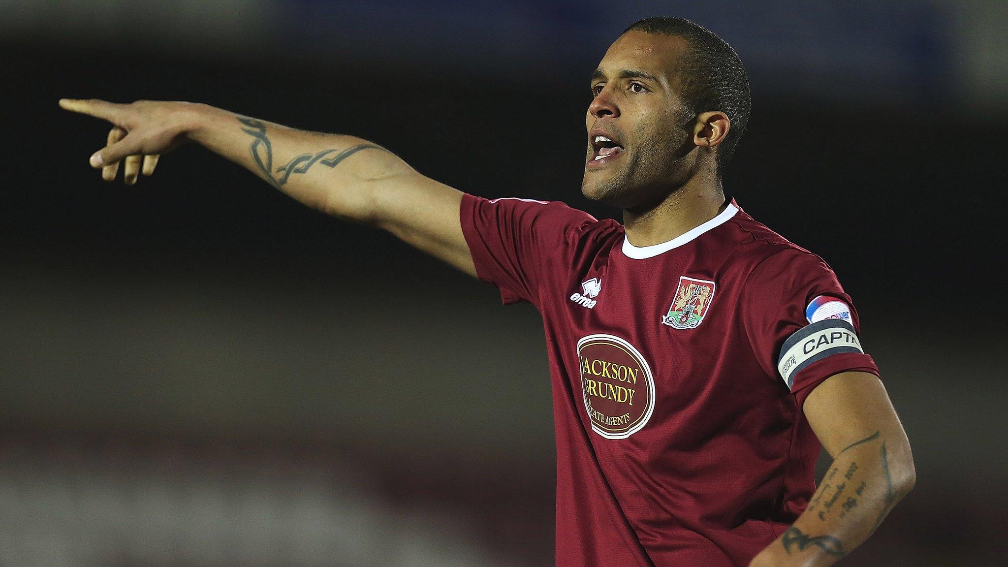 Clarke Carlisle