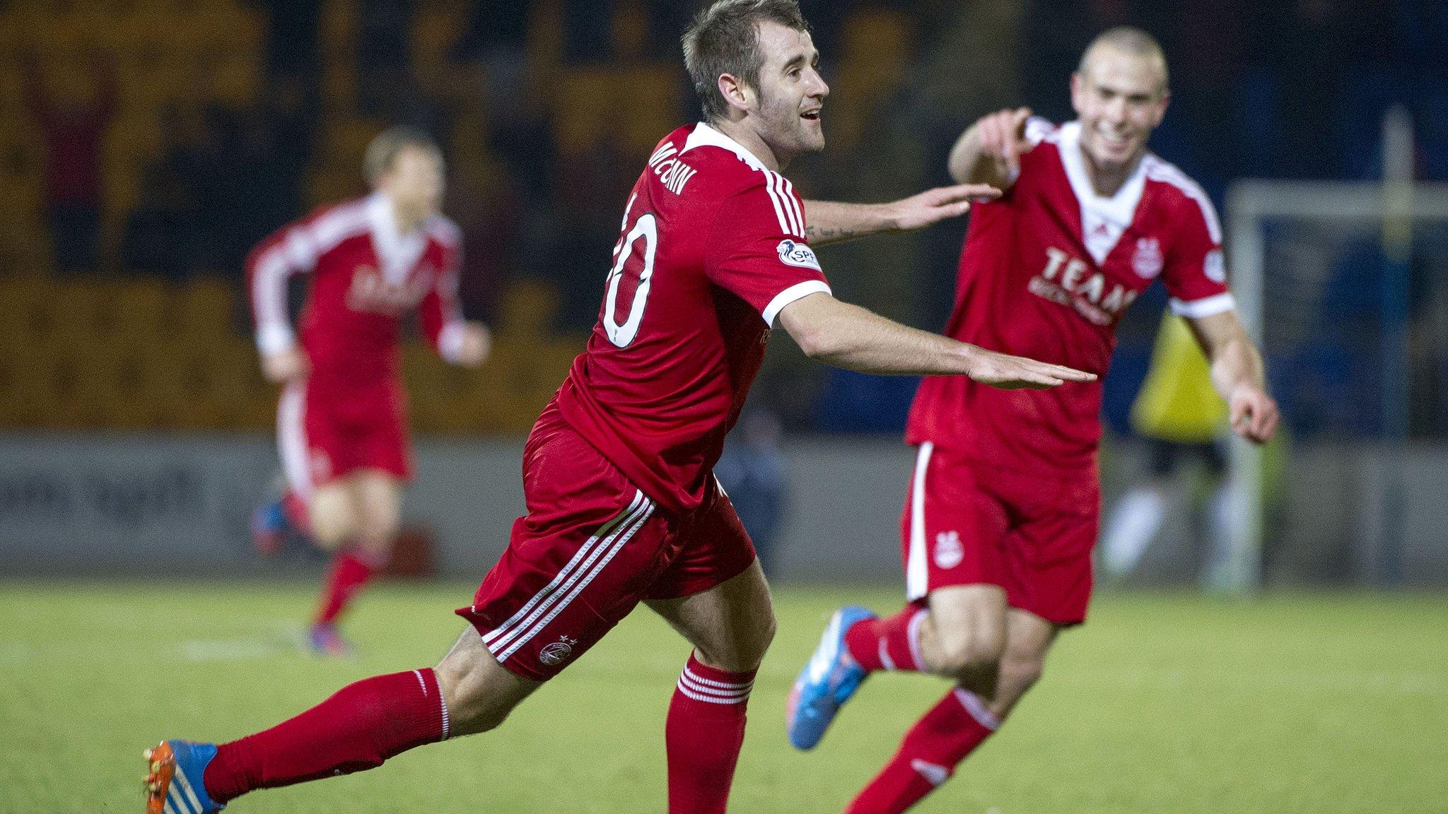 Niall McGinn scores for Aberdeen