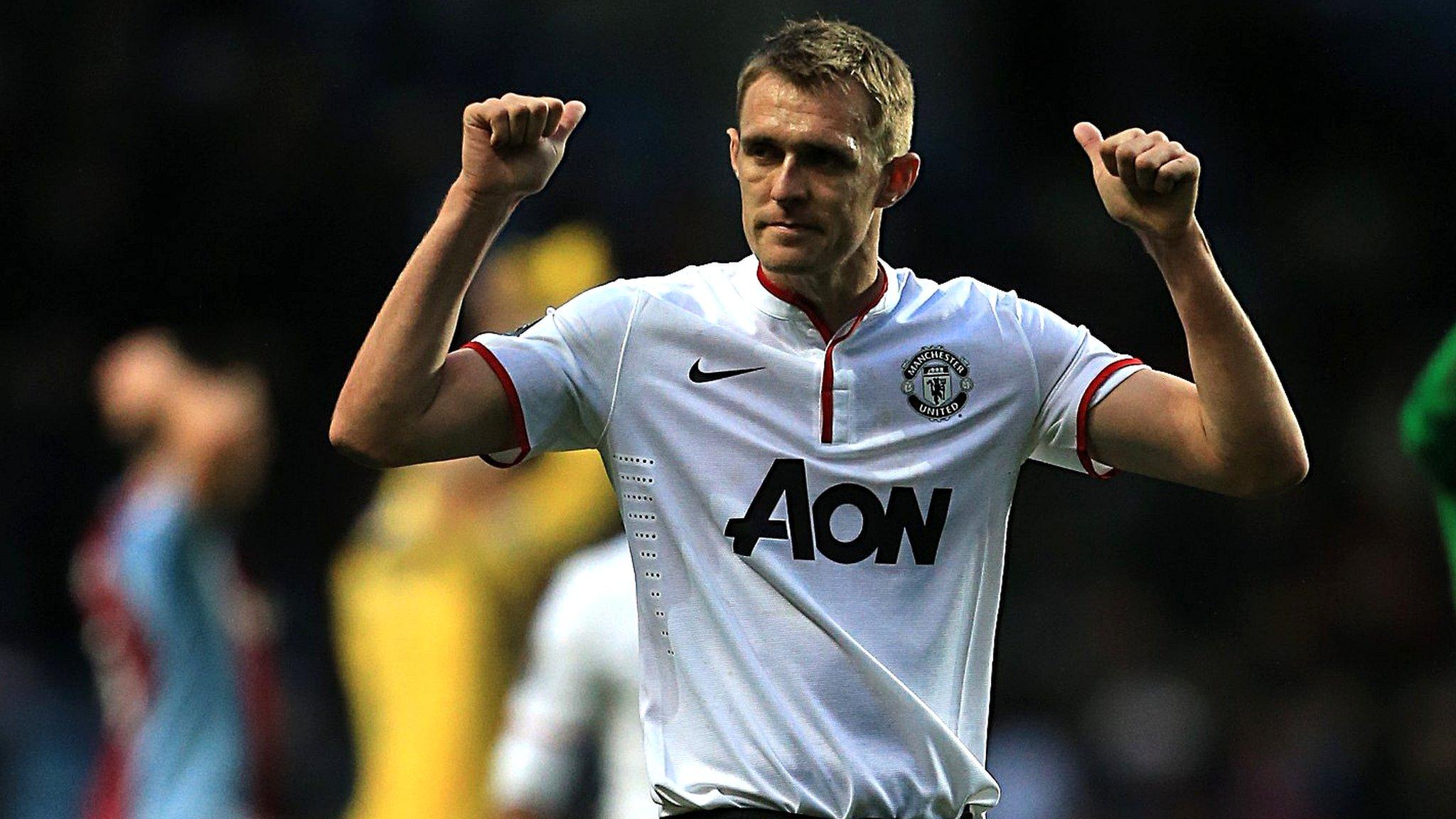 Manchester United midfielder Darren Fletcher came on after 70 minutes against Aston Villa