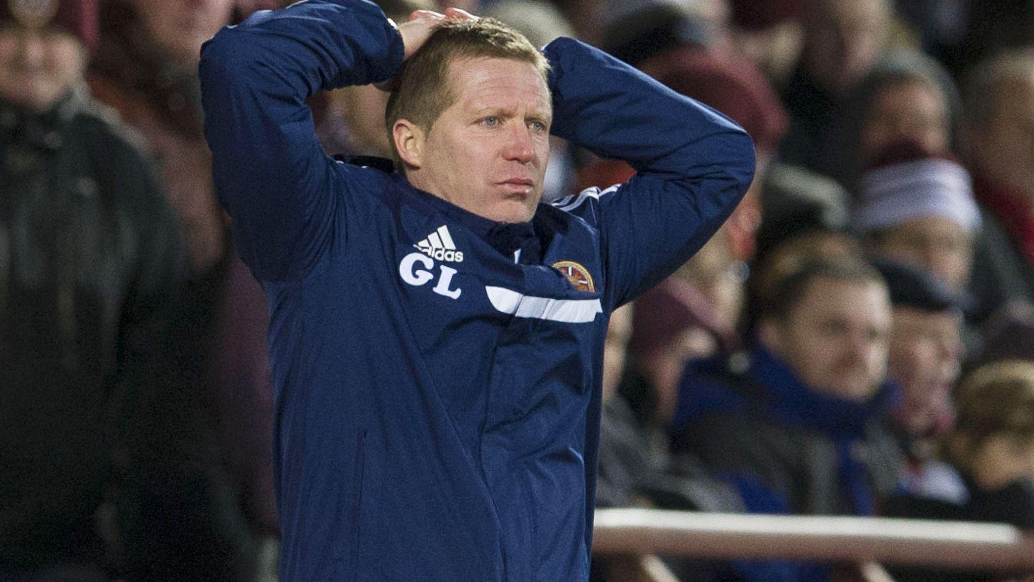 Hearts manager Gary Locke