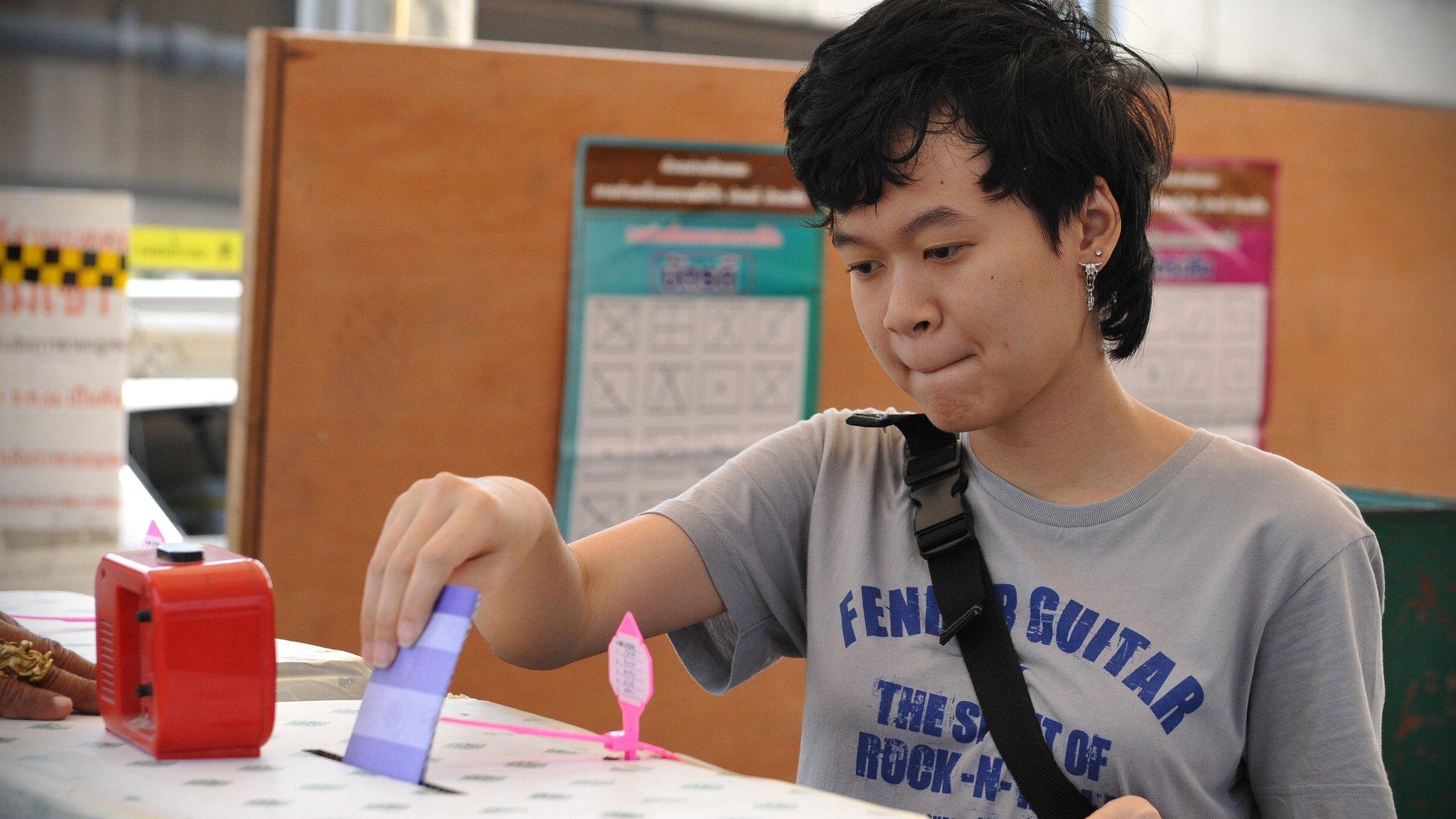 Voter in Bangkok on 2 February 2014