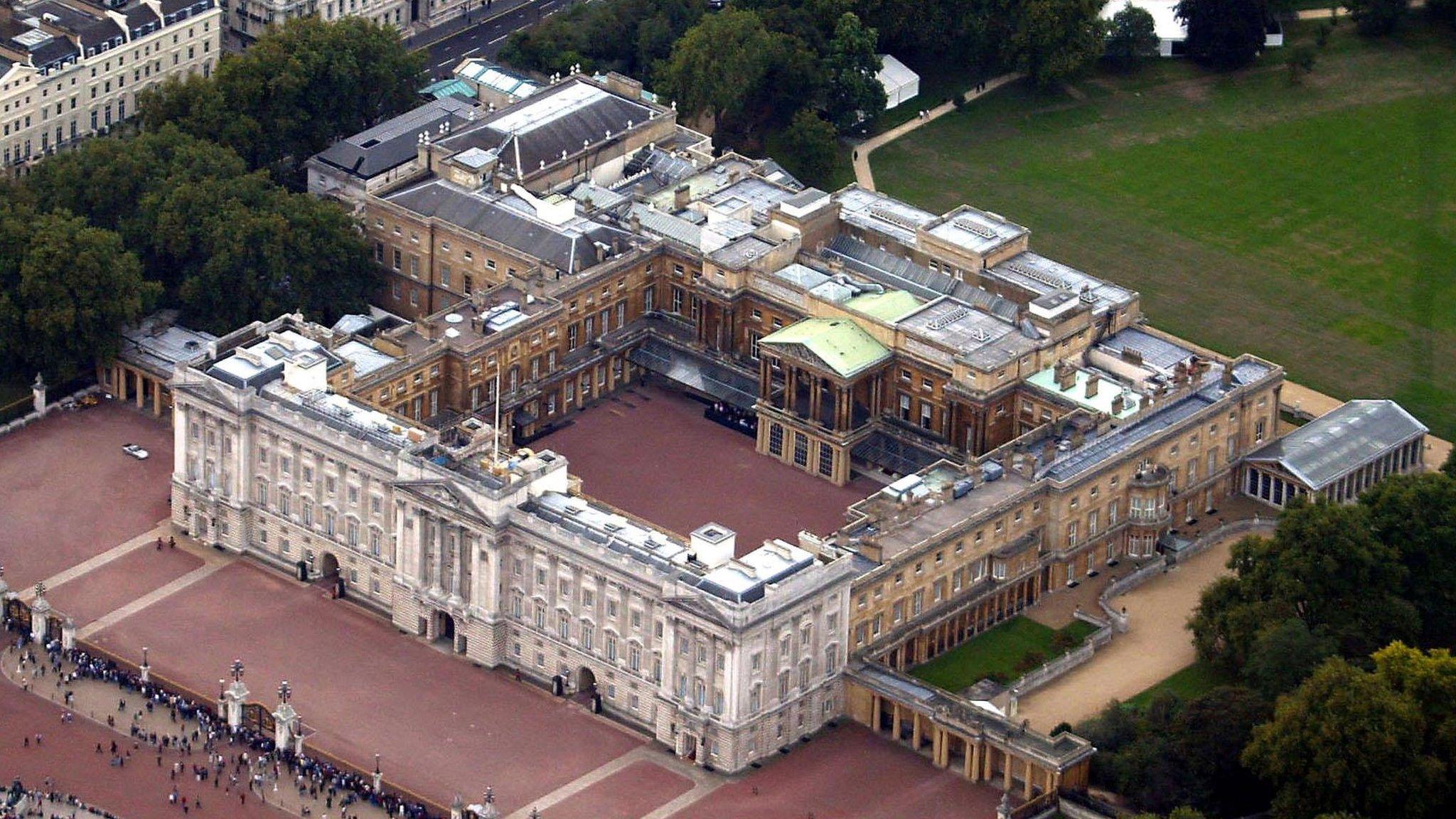 Aerial shot of Buckingham Palace