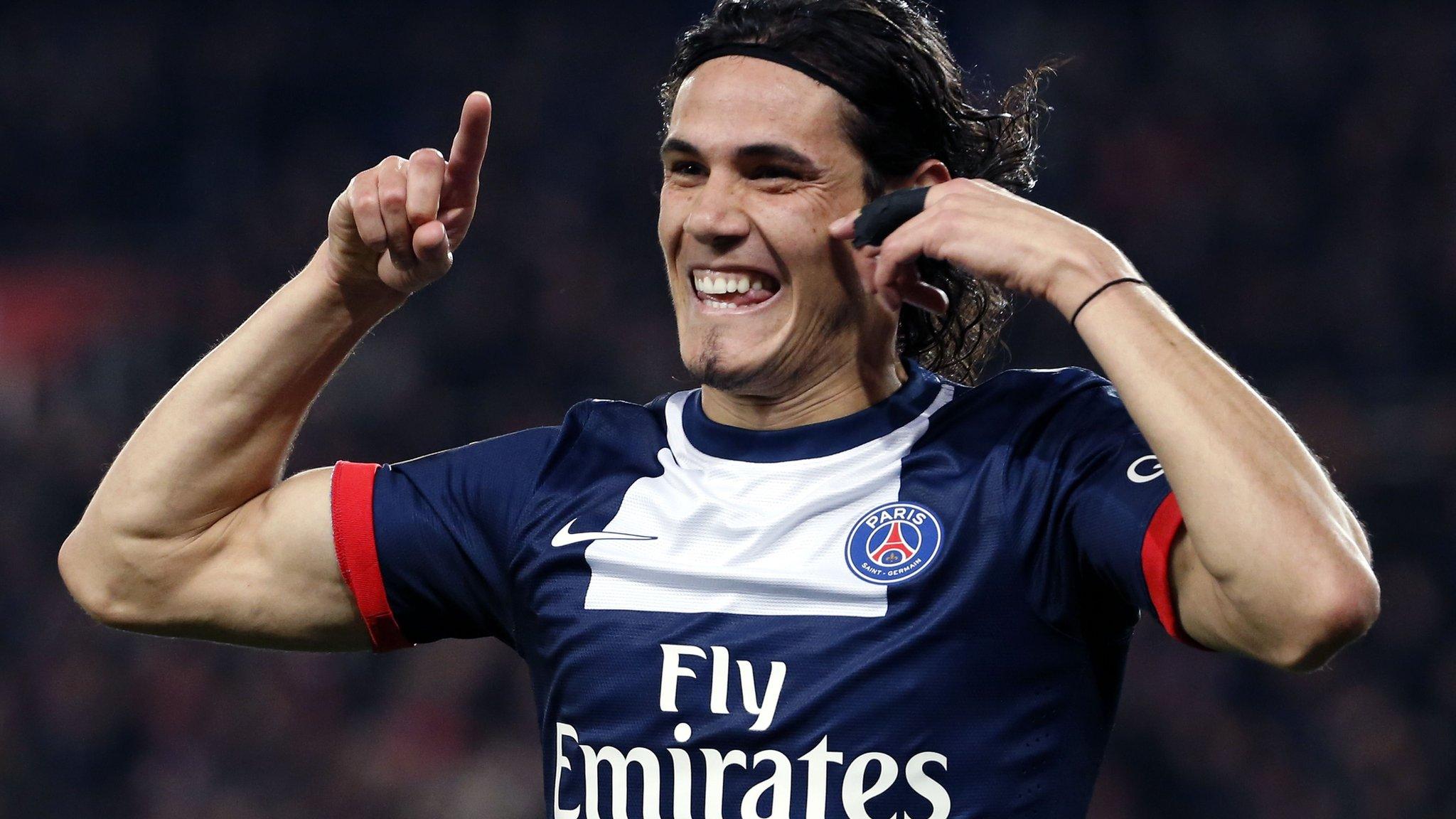 Edinson Cavani scores as PSG win