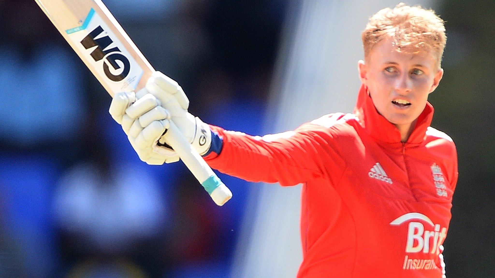 Joe Root celebrates his century