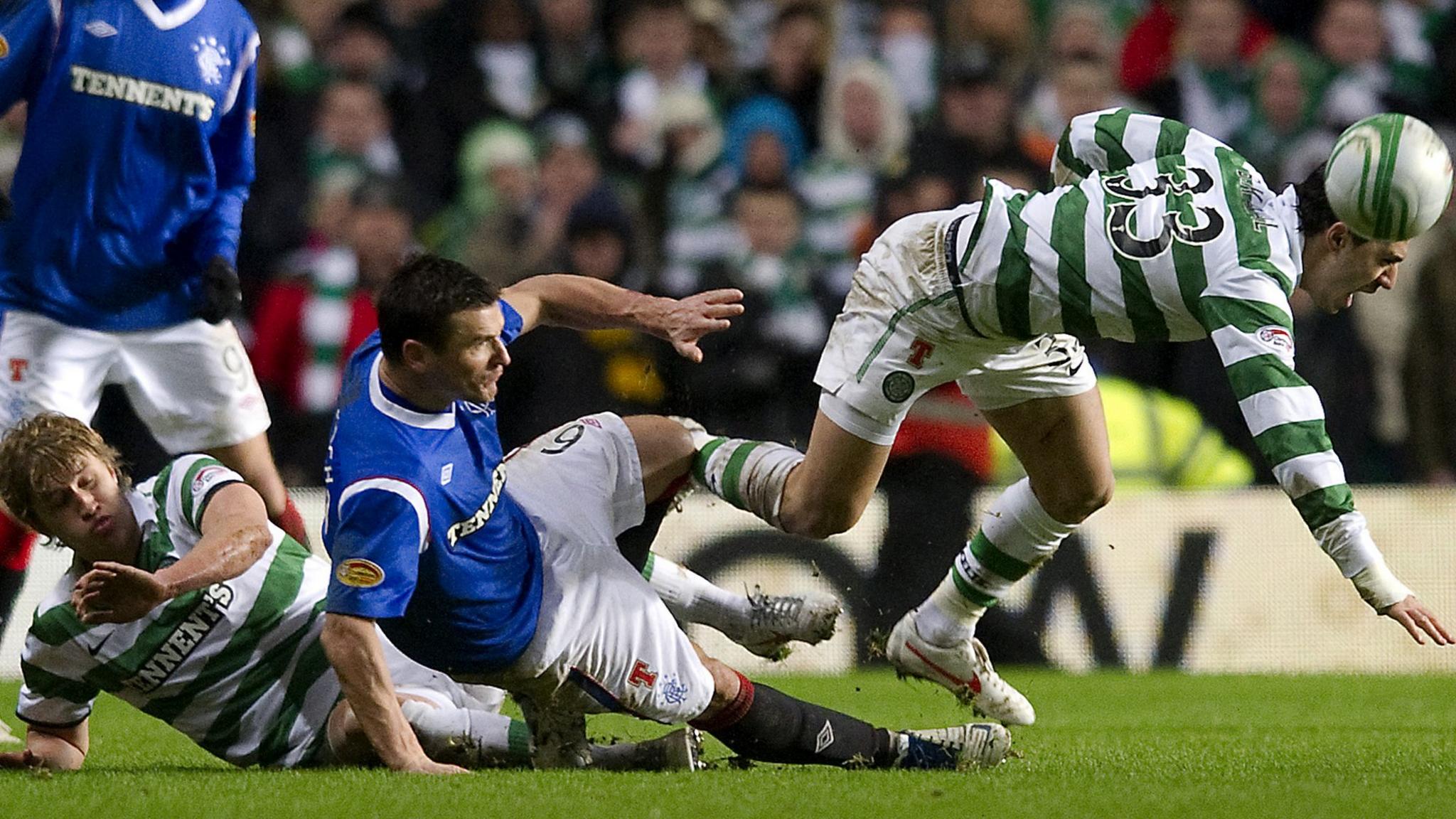 Rangers' Lee McCulloch and Celtic's Beram Kayal in 2011