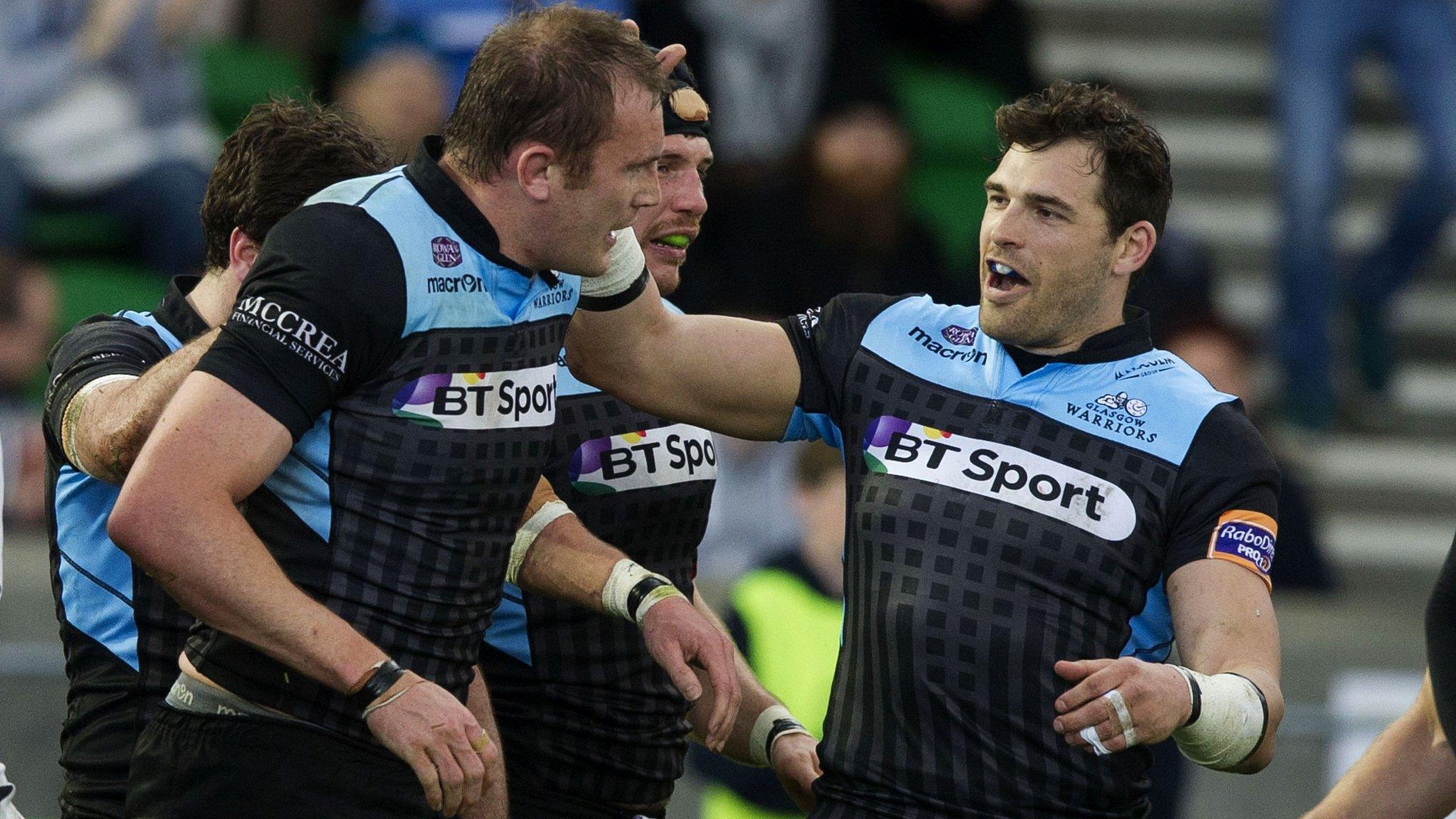 Glasgow Warriors players Al Kellock and Sean Lamont celebrate