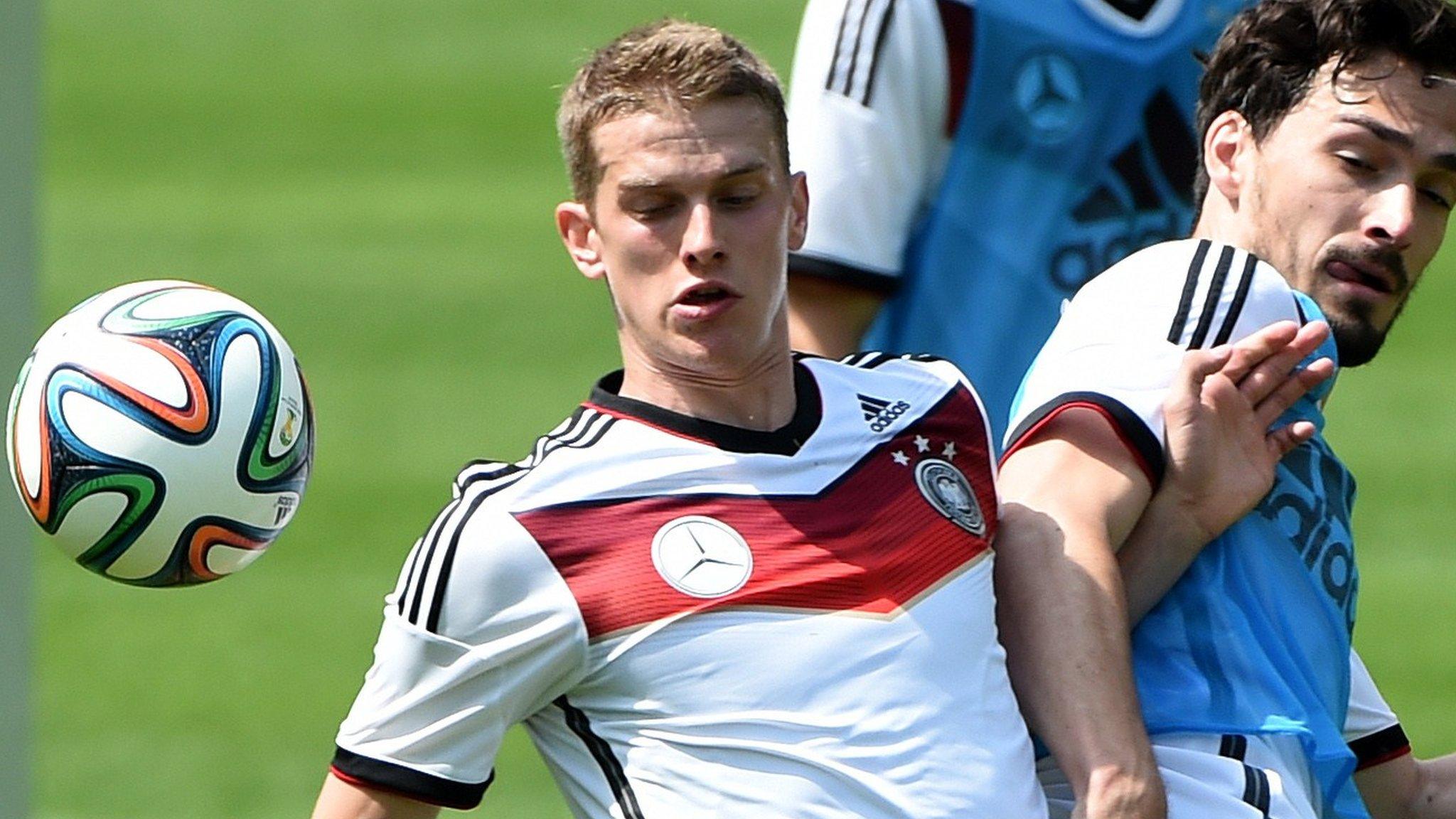 Lars Bender