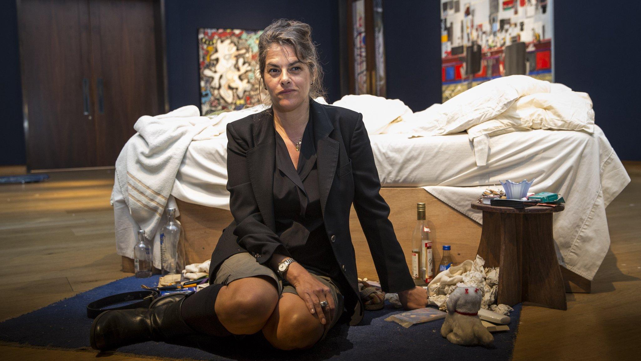 Tracey Emin with My Bed