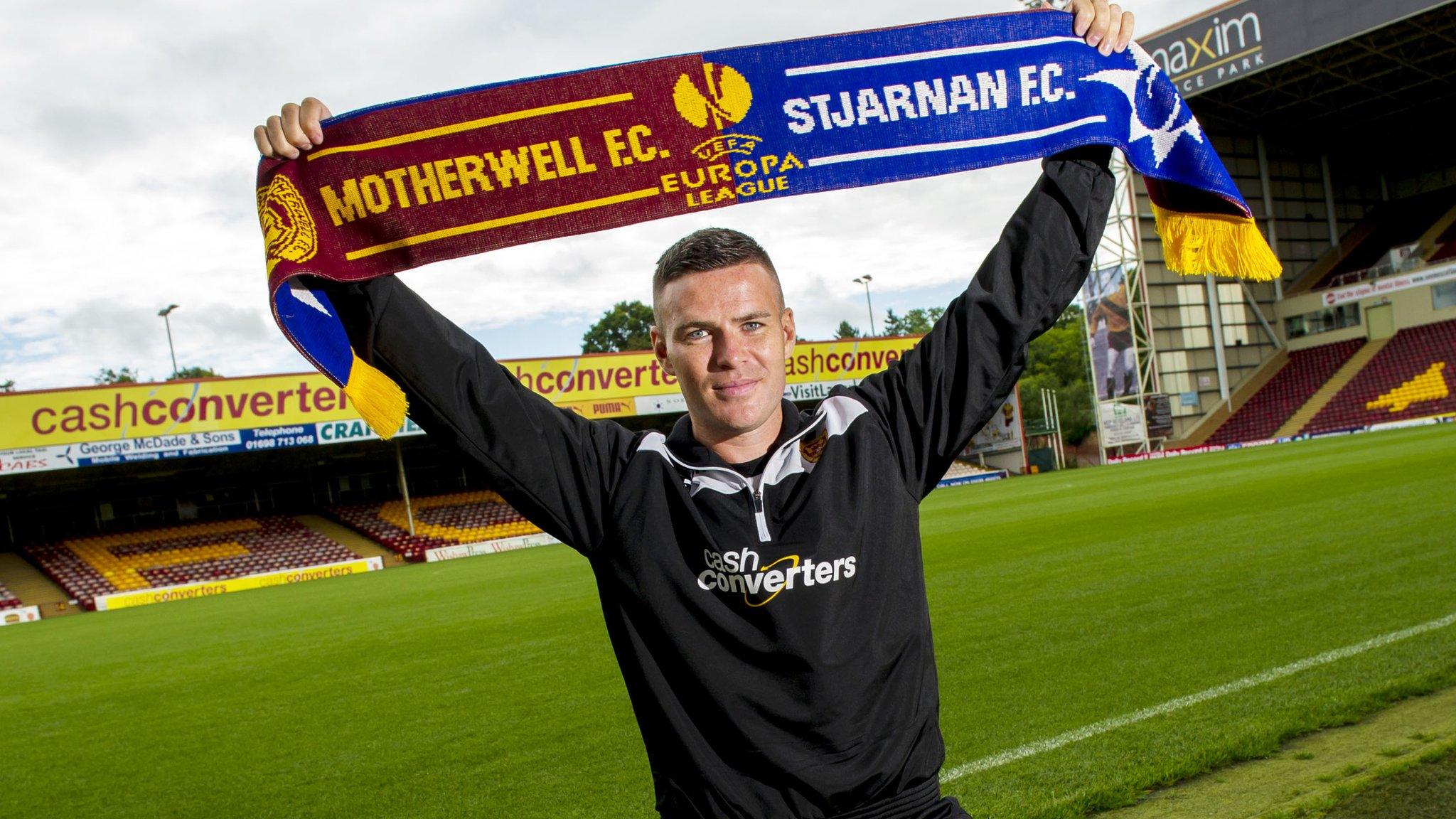 Motherwell defender Simon Ramsden