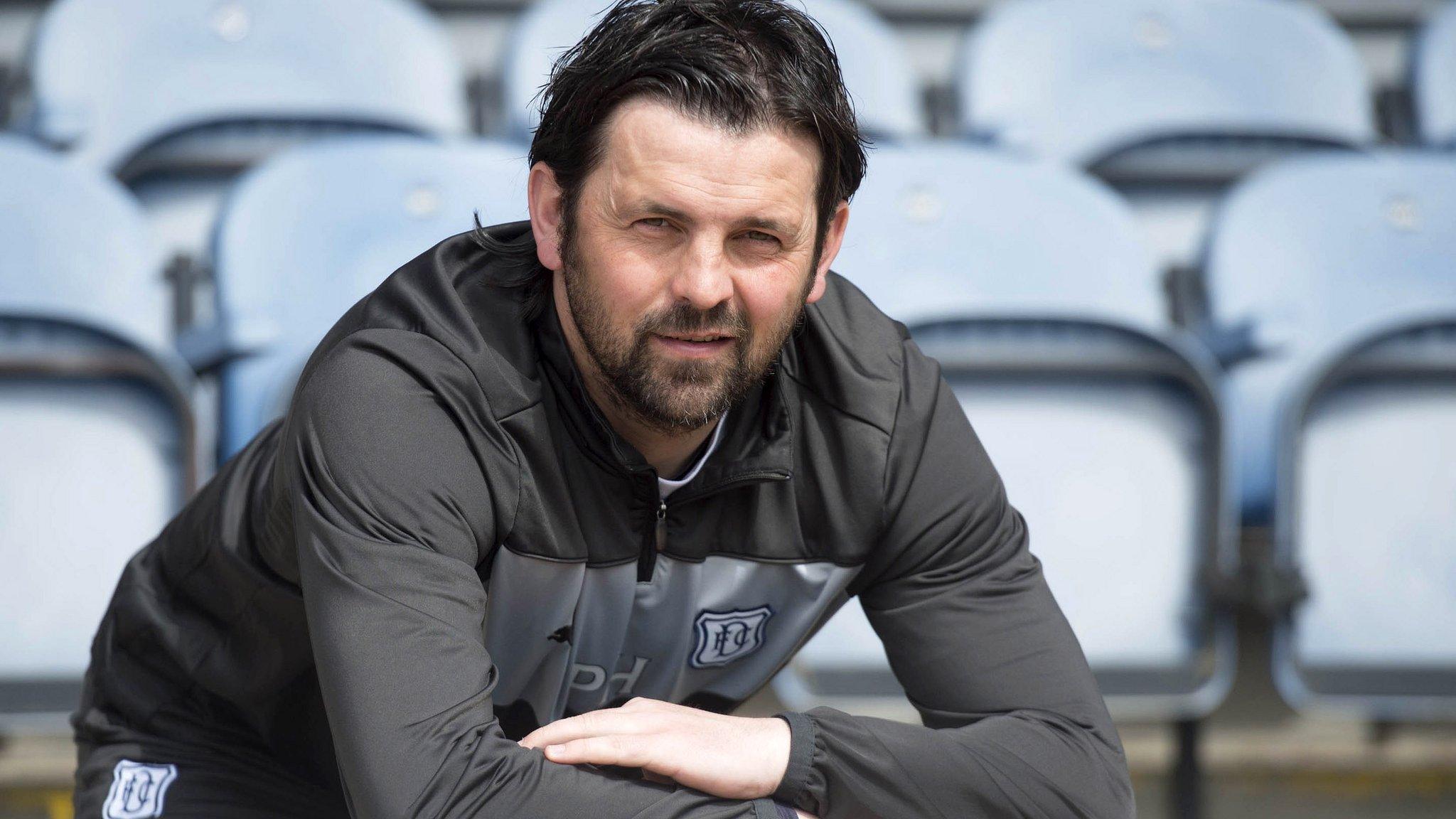 Dundee manager Paul Hartley