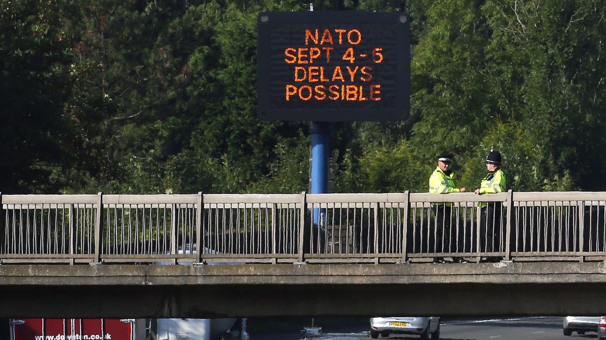 Matrix warning sign on M4