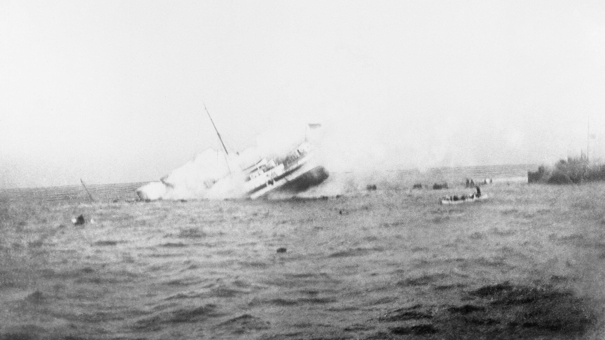 The sinking of HMHS Anglia