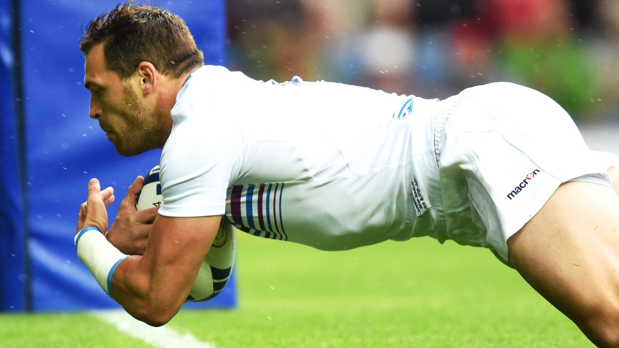 Sean Lamont in action for Scotland's 7s during the Commonwealth Games