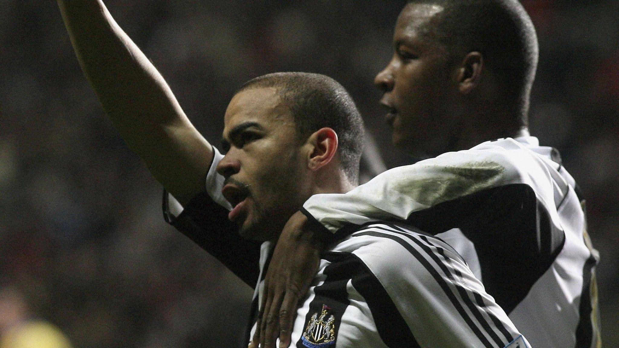 Kieron Dyer and Titus Bramble