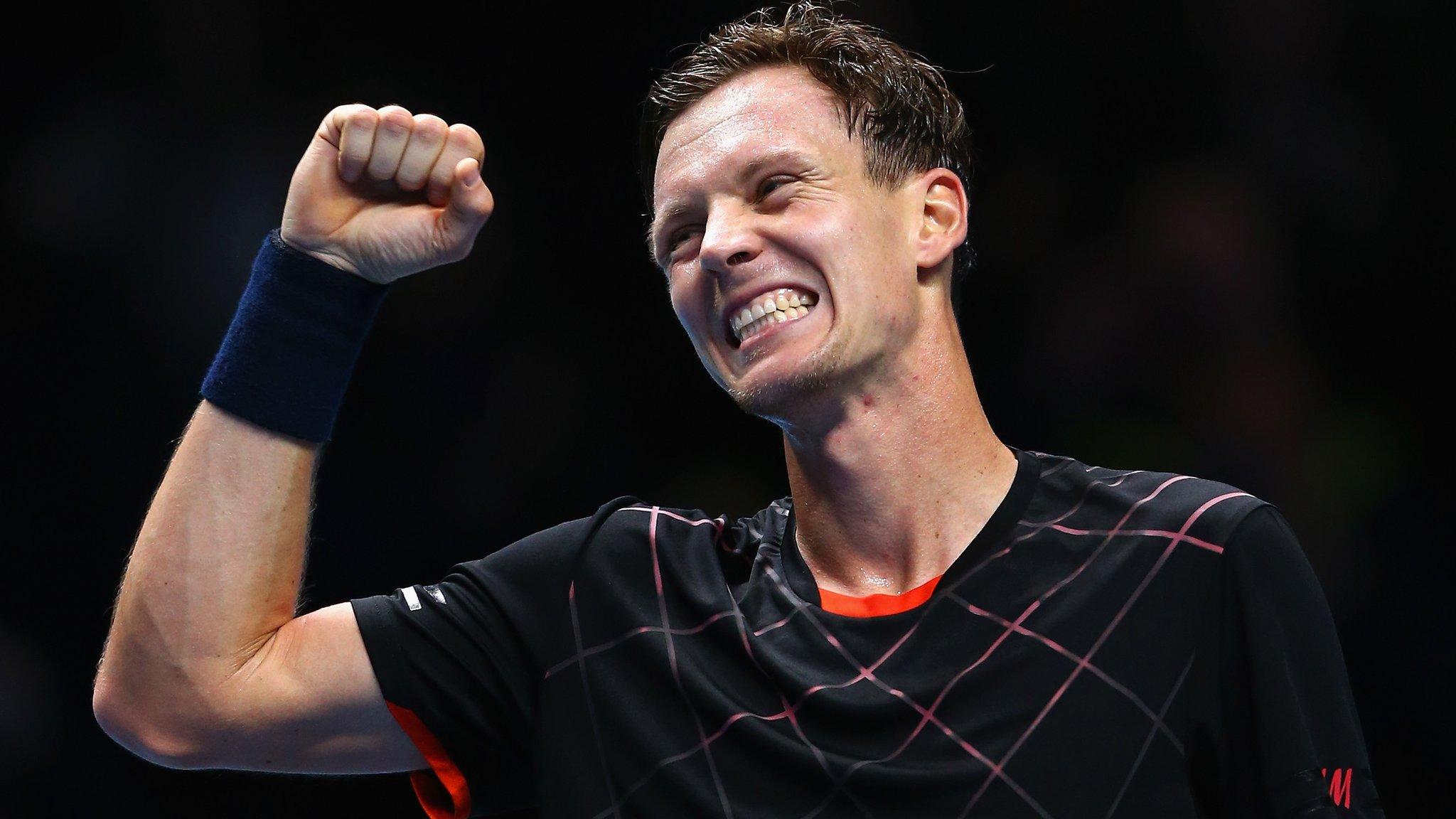 Tomas Berdych beats Marin Cilic at the ATP Finals in London