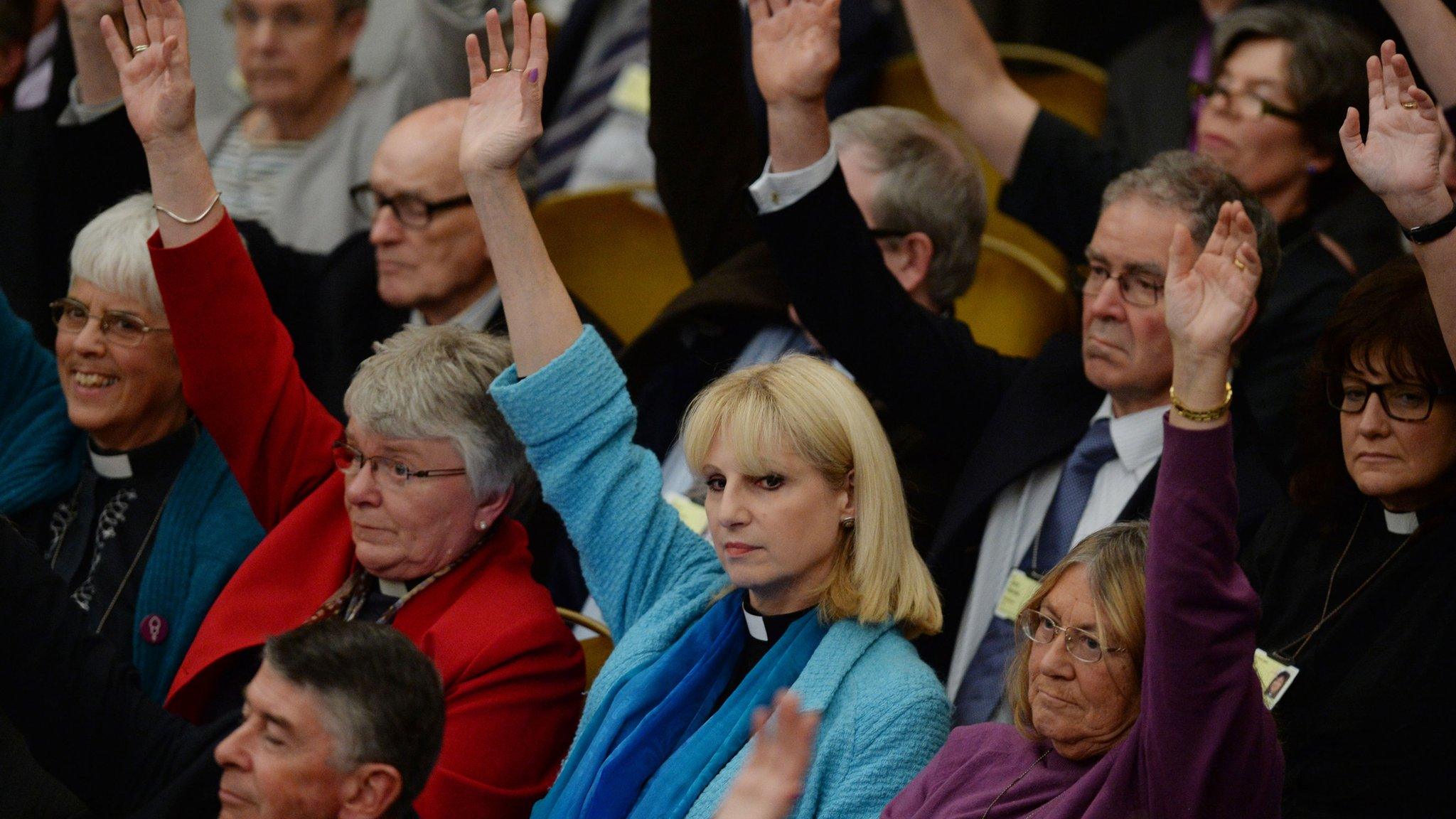 Clergy casts votes in favour of women Bishops at the Anglican General Synod on 17 November 2014