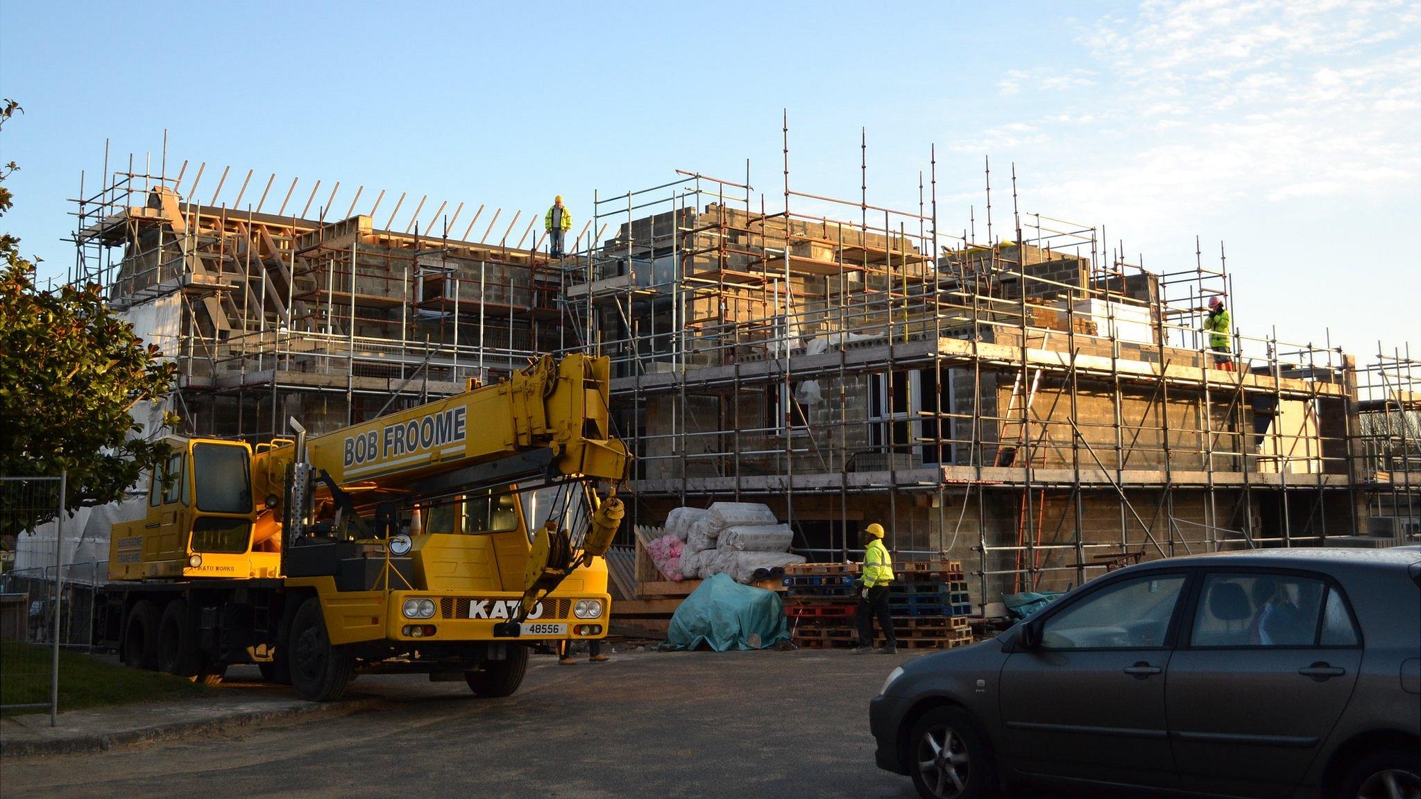 Building of Guernsey's Longue Rue care home