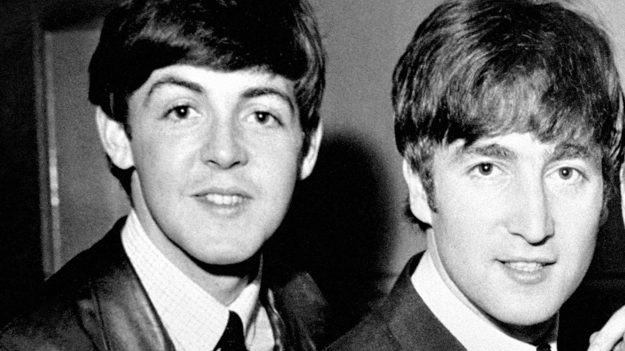 Paul McCartney and John Lenon in 1963