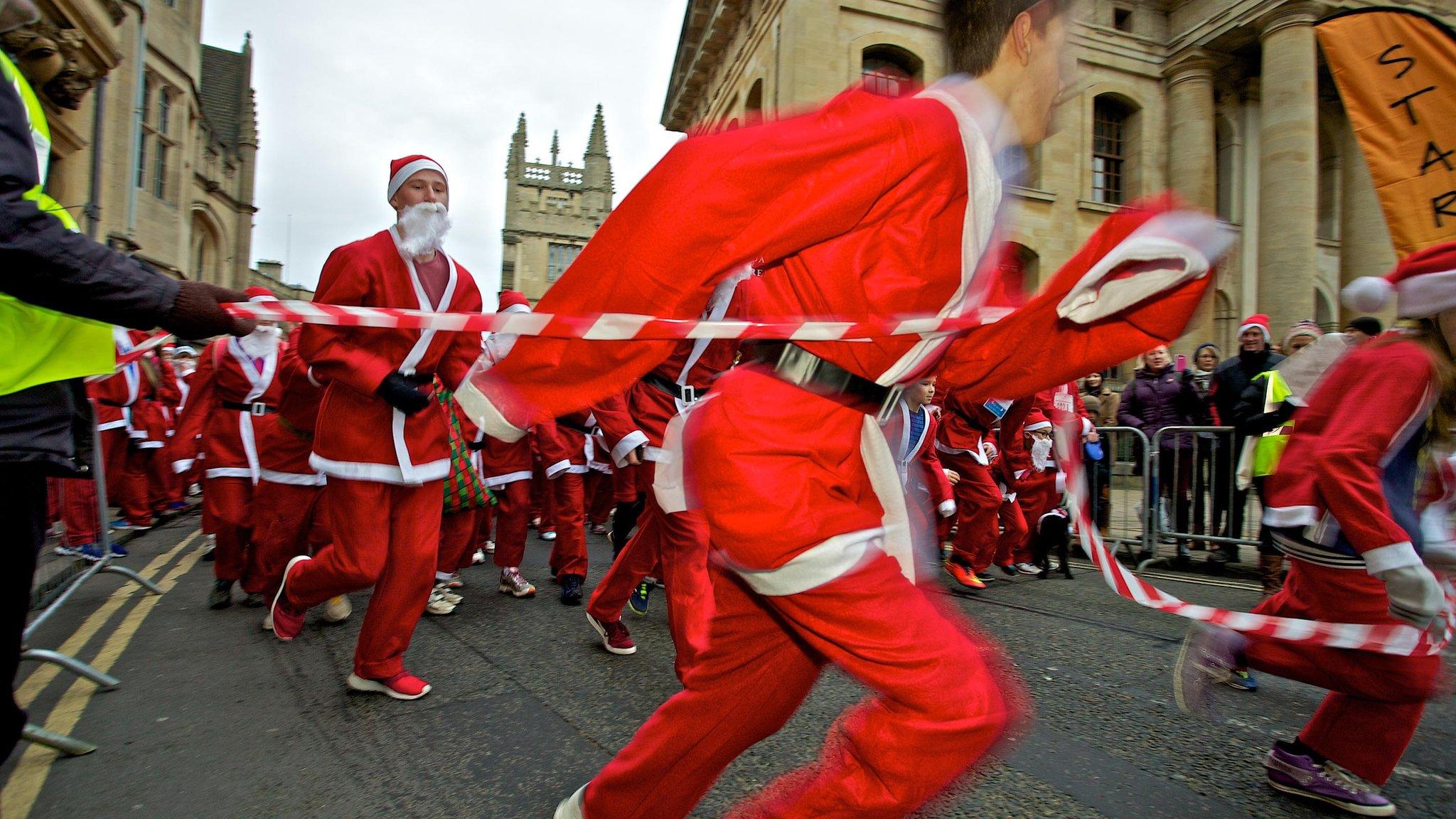 Santa run in Oxford