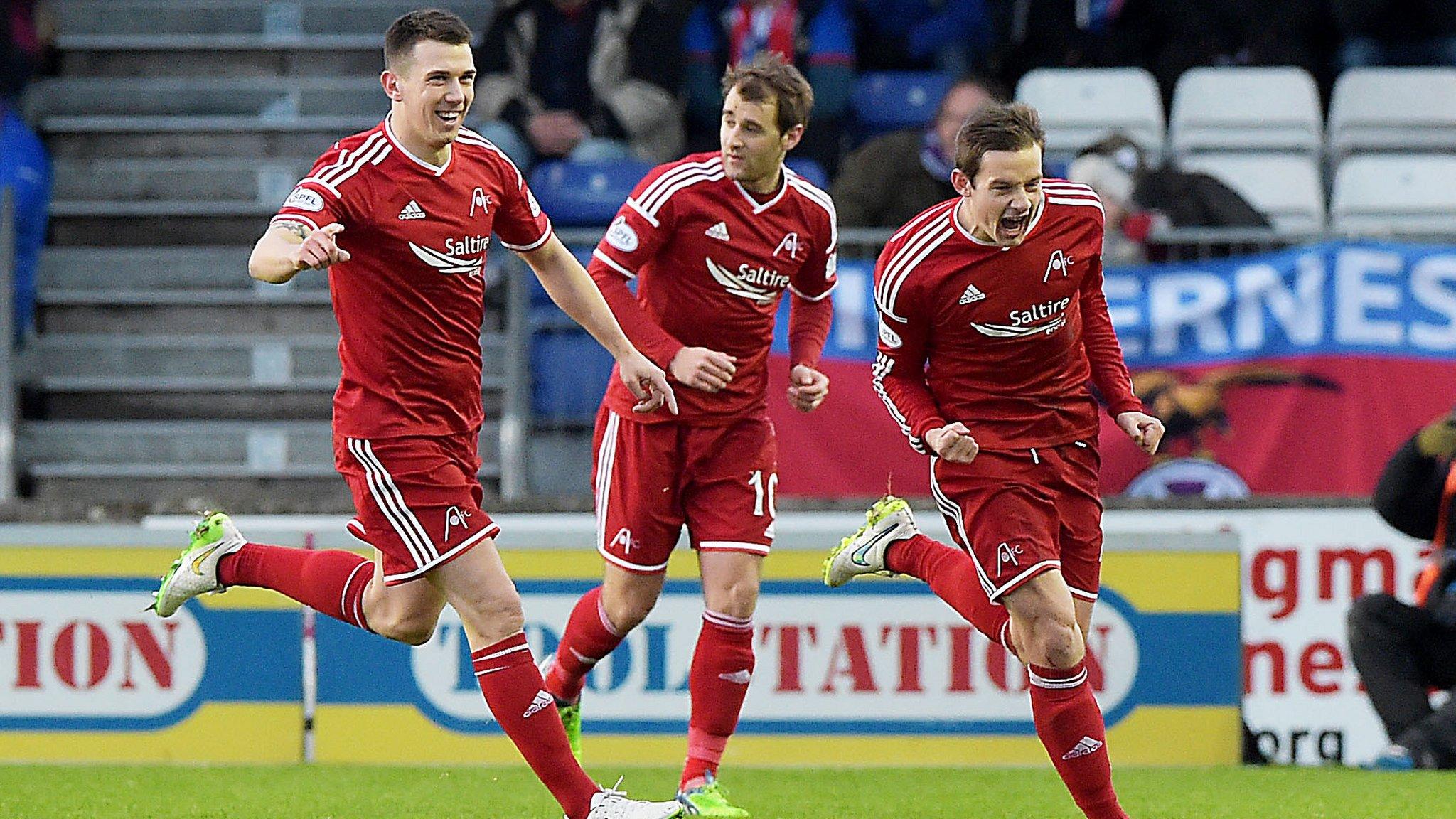 Aberdeen players celebrating