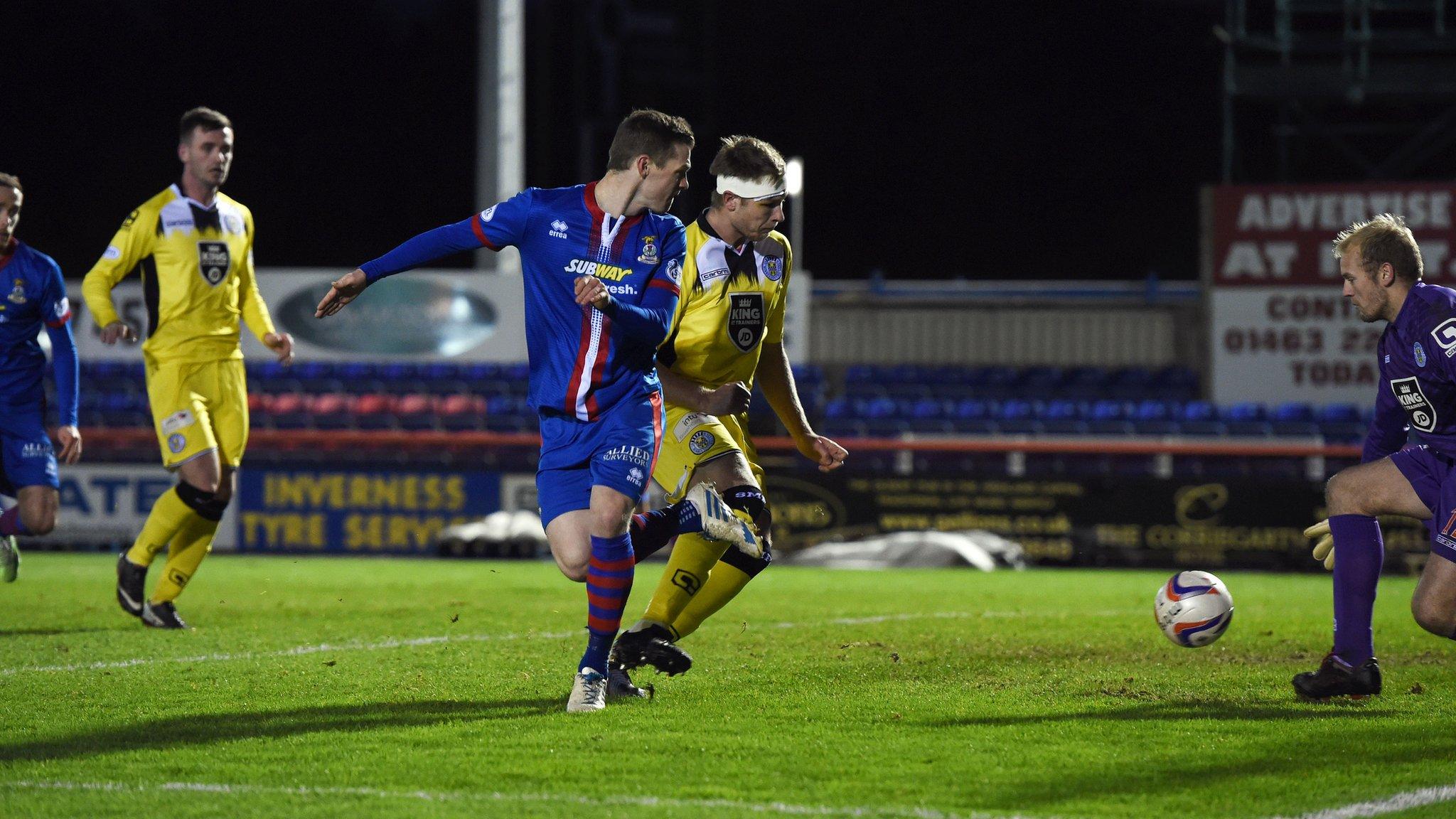 Billy McKay scores for Inverness Caledonian Thistle against St Mirren