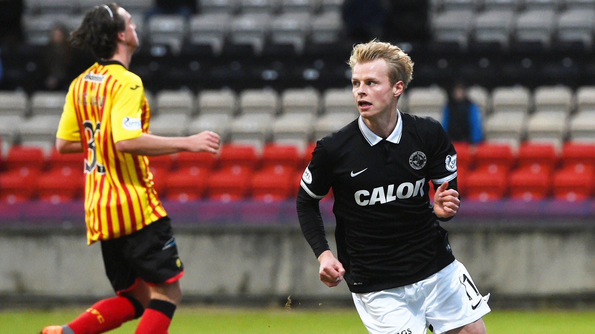 Gary Mackay-Steven celebrates after scoring for Dundee United against Partick Thistle