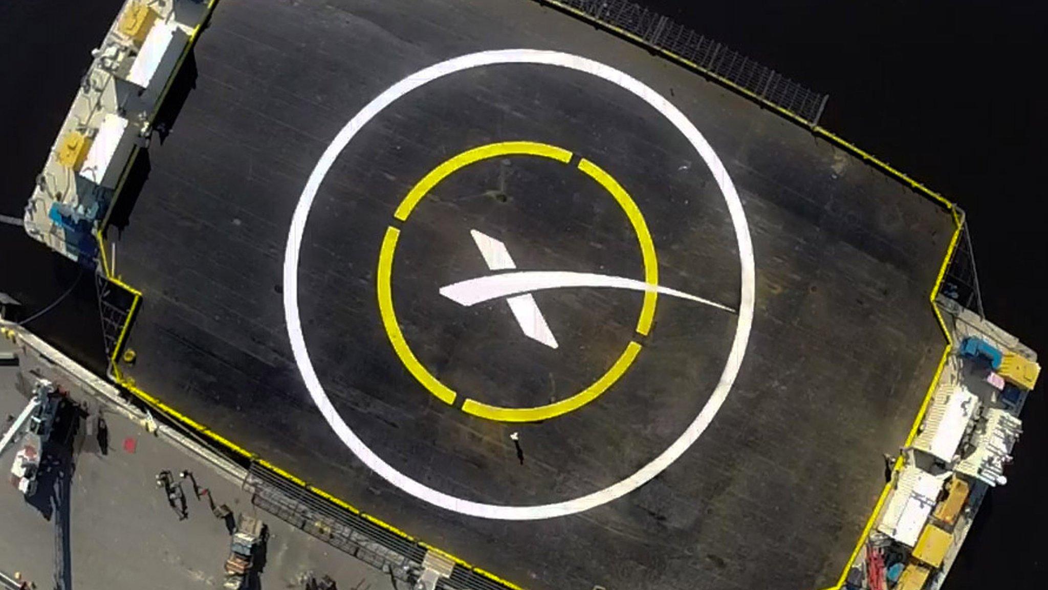 Spacex landing platform