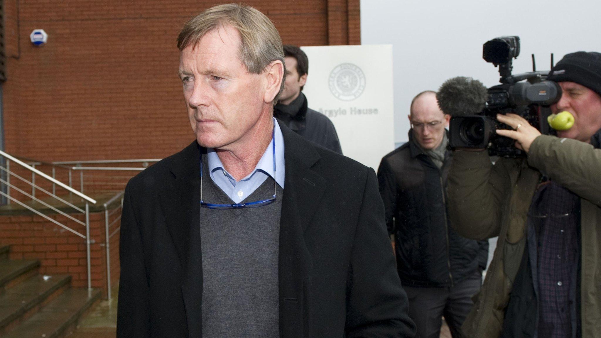 Dave King wants to sit on the board at Ibrox again