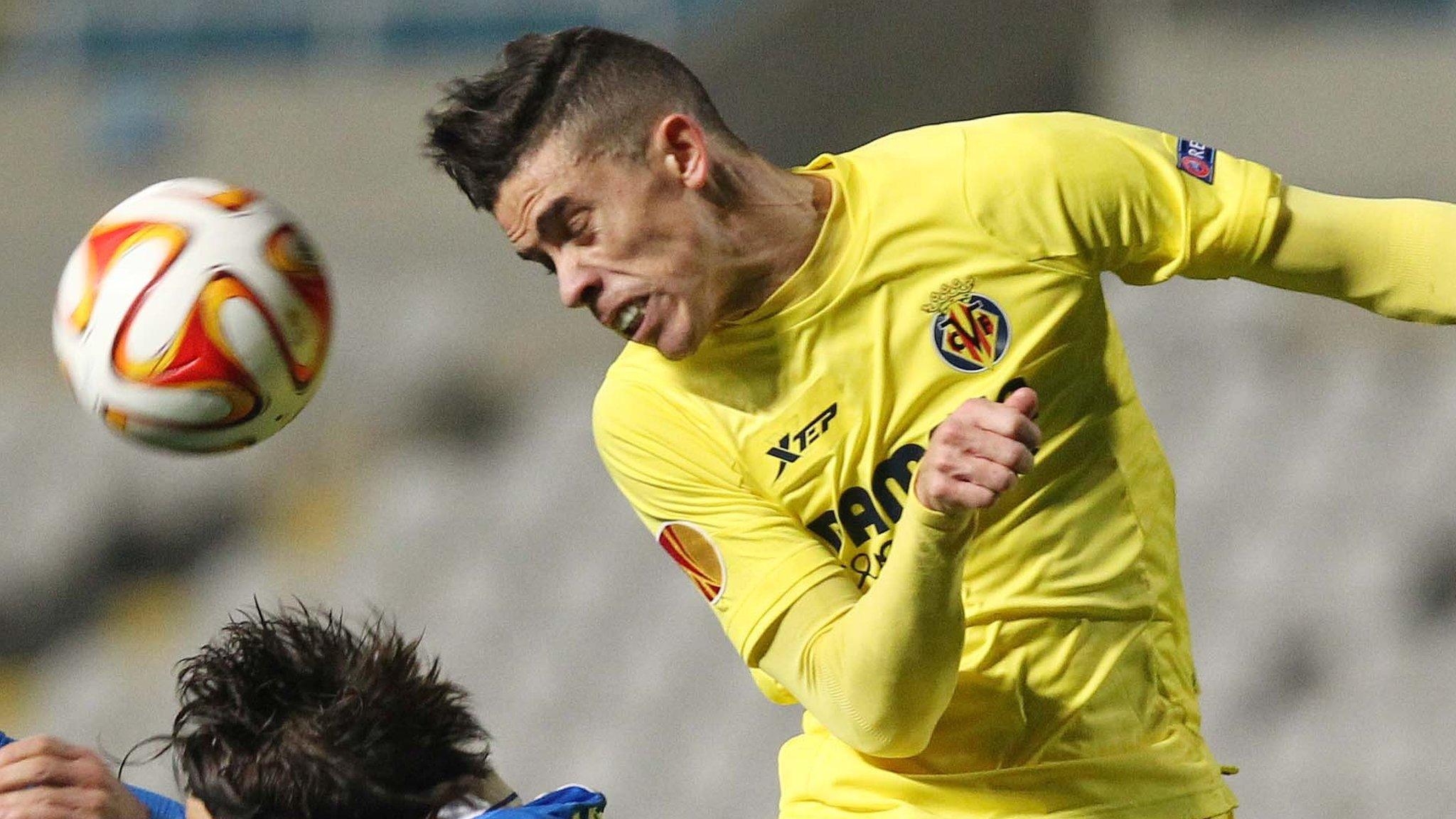 Gabriel Paulista in action for Villarreal