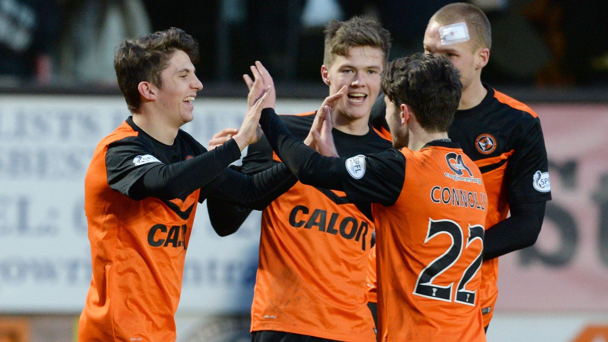 Dundee United beat Motherwell 3-1