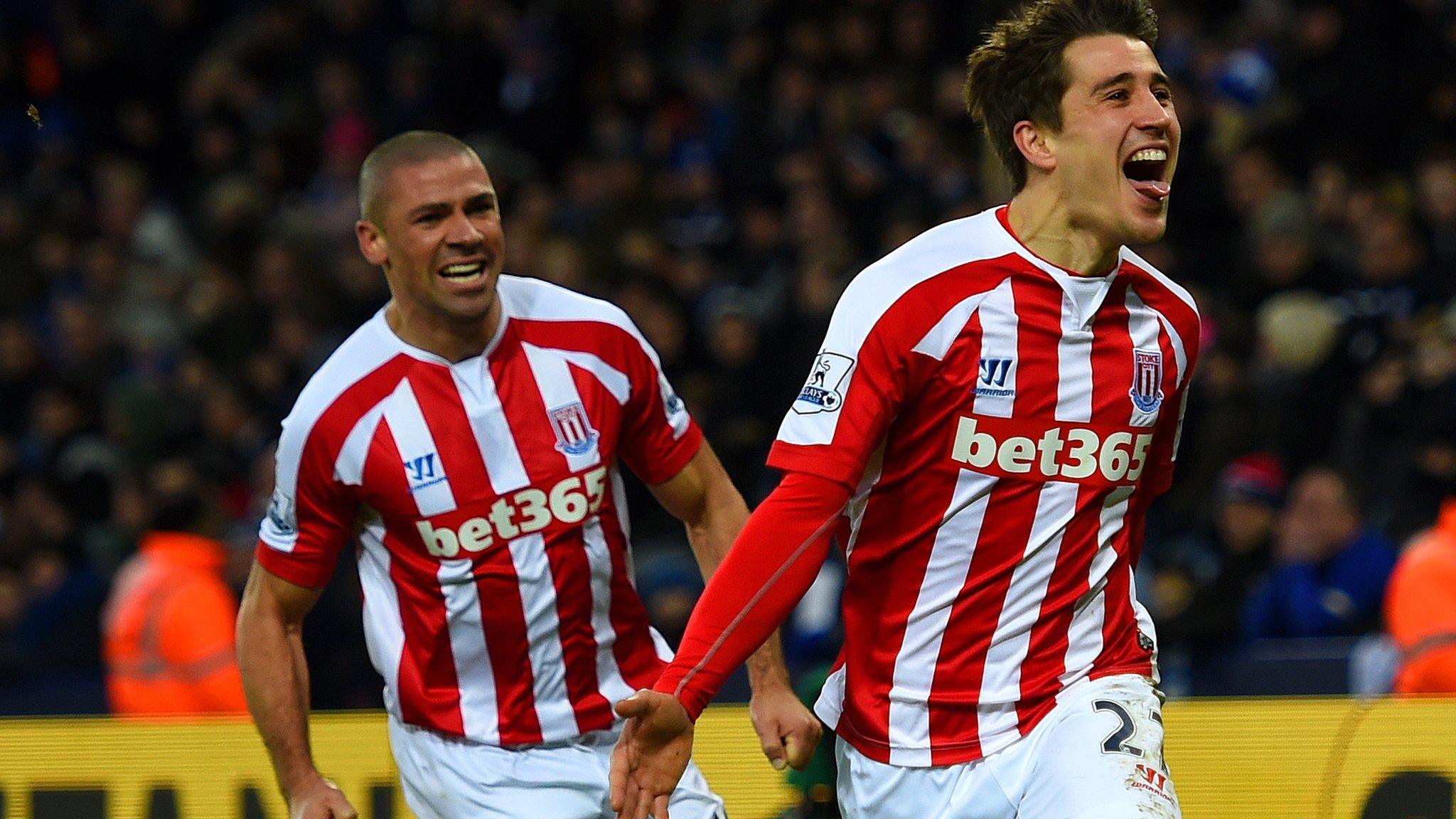 Bojan Krkic and Jonathan Walters of Stoke