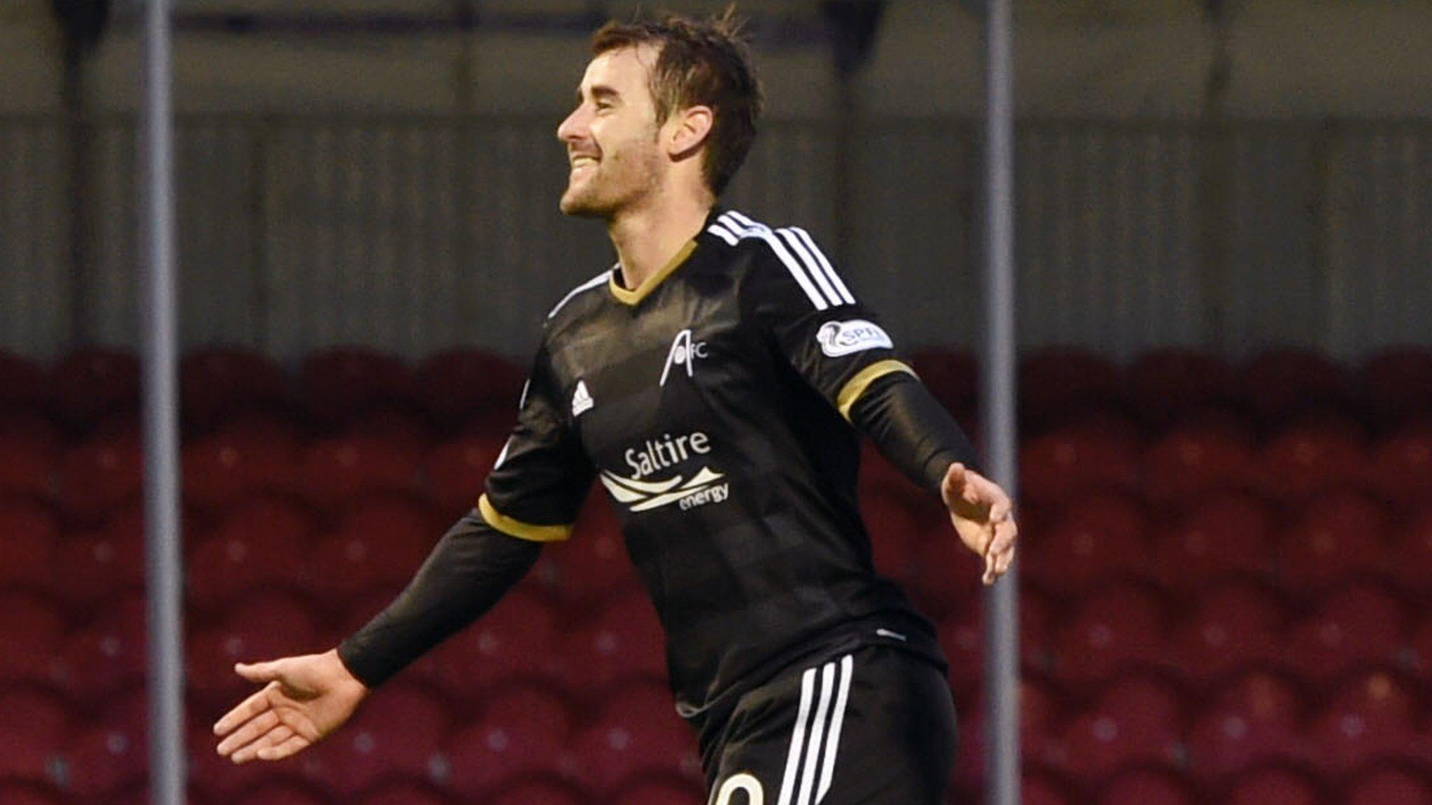 Niall McGinn scored Aberdeen's third goal at New Douglas Park