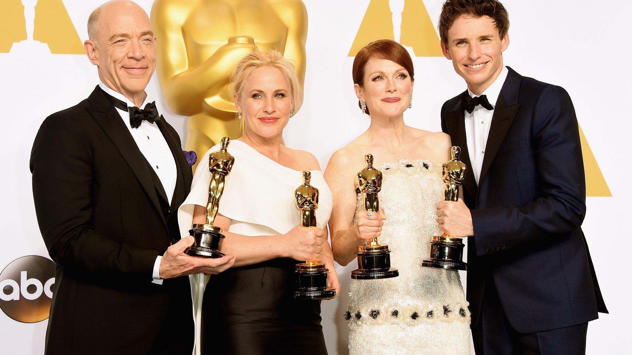 JK Simmoms,Patricia Arquette, Julianne Moore and Eddie Redmayne