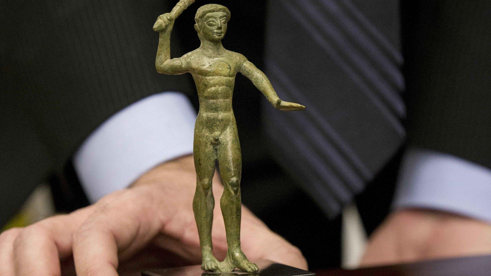 Etruscan bronze statuette of Hercules