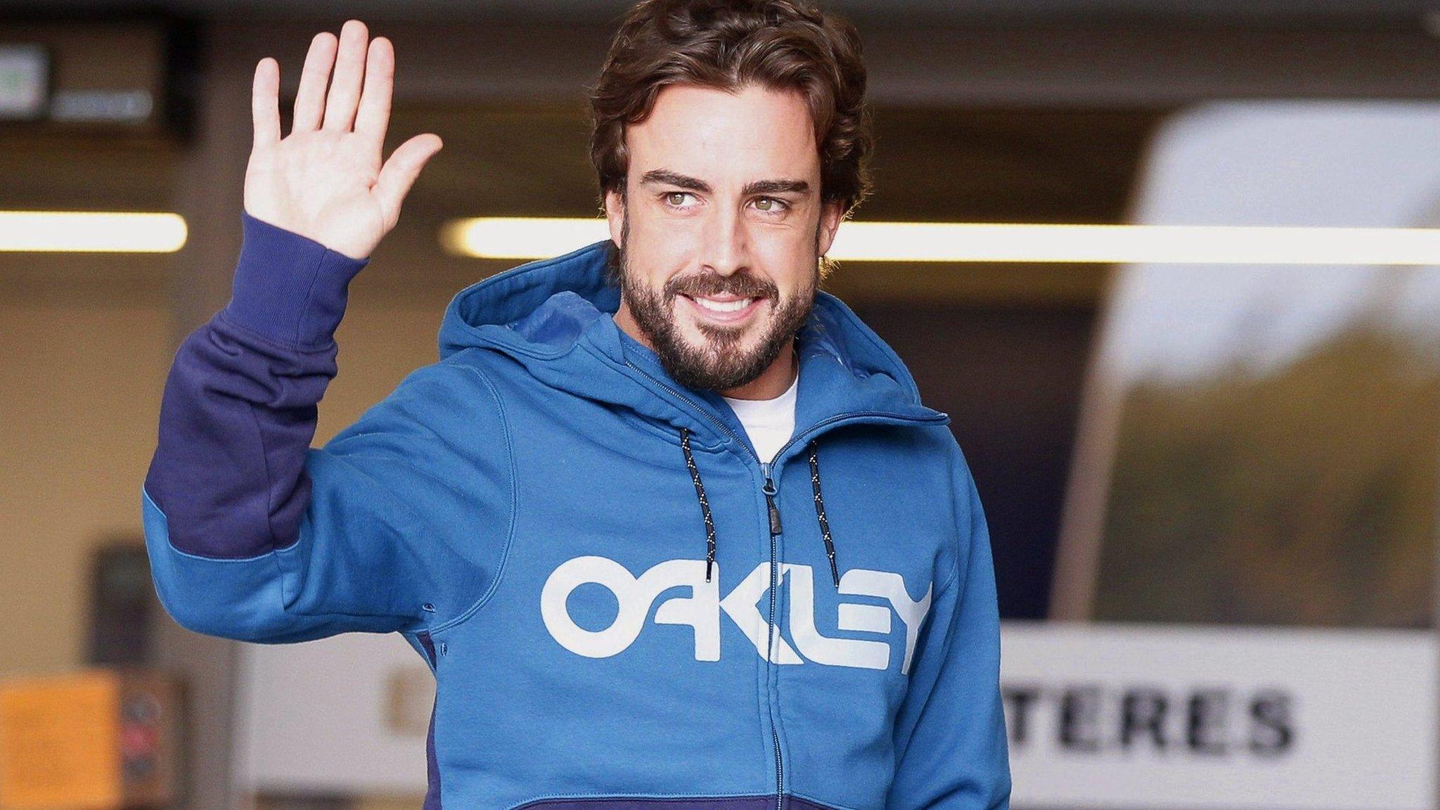 Fernando Alonso left hospital in Barcelona