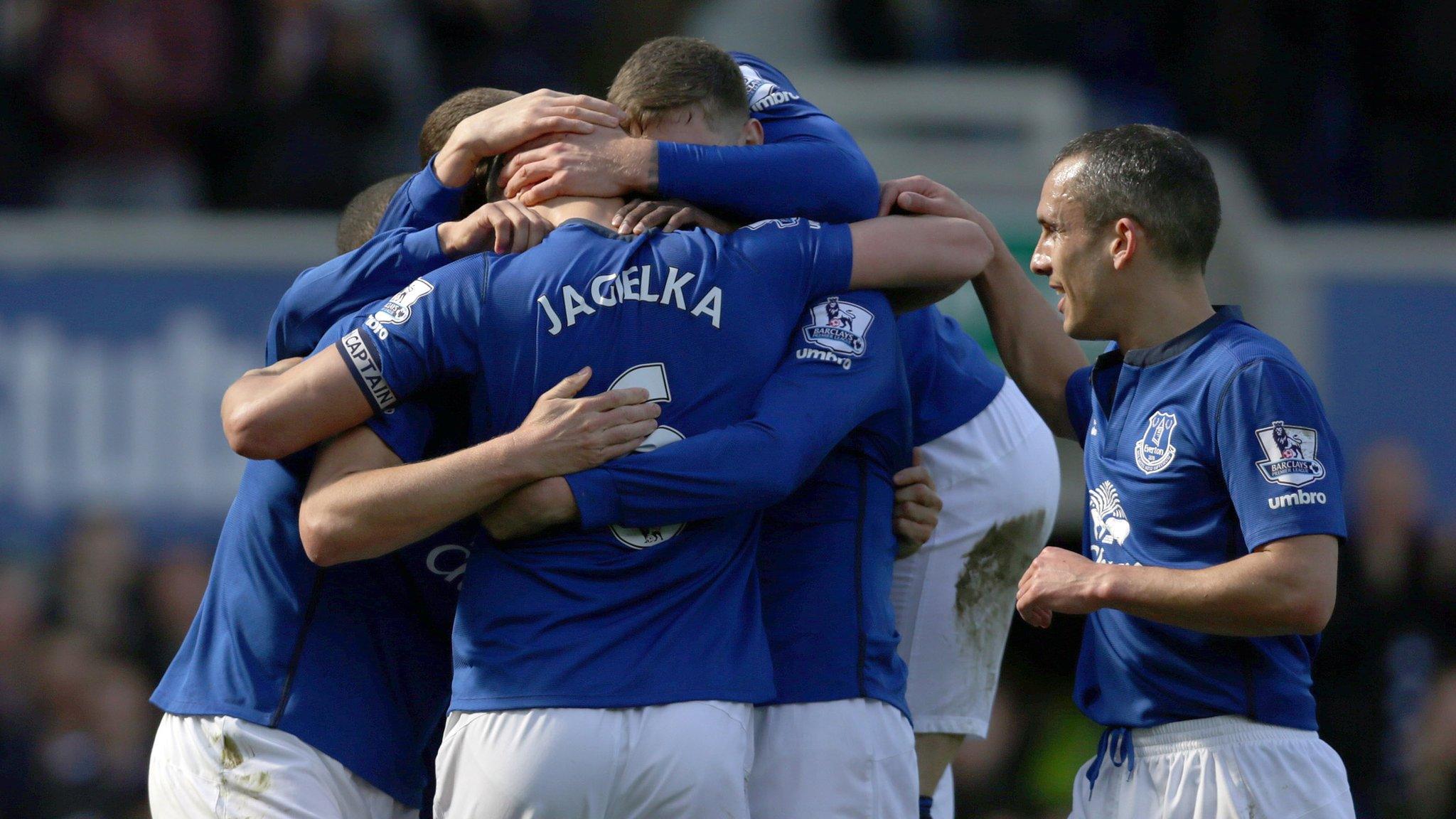 Phil Jagielka celebrates