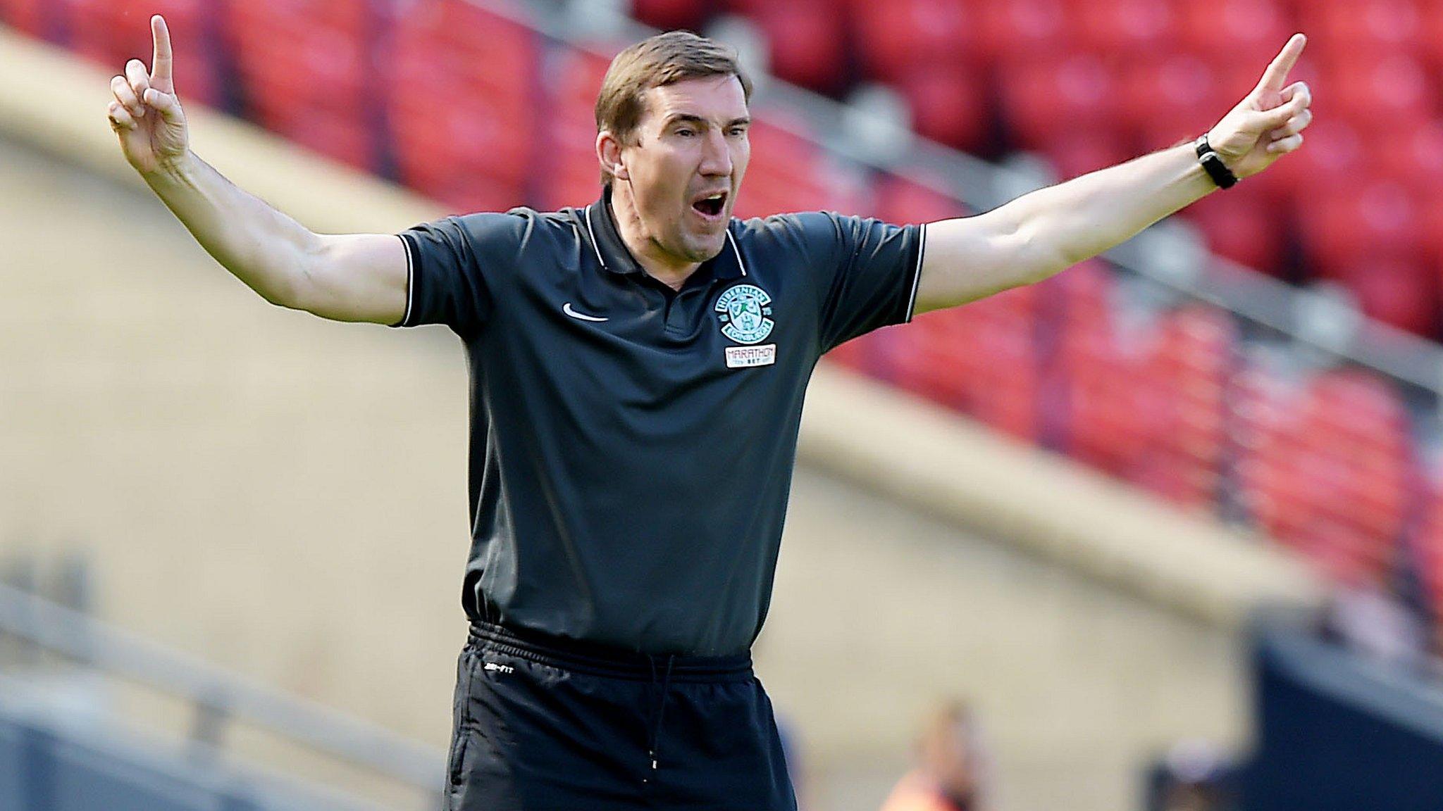 Hibernian manager Alan Stubbs