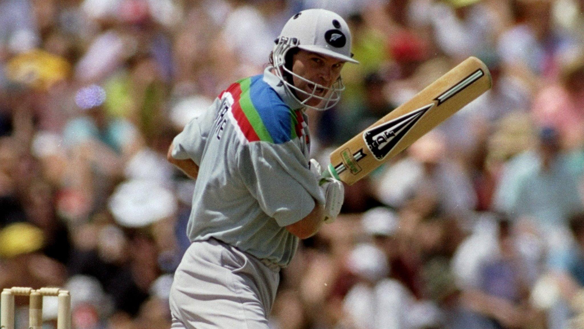 Martin Crowe