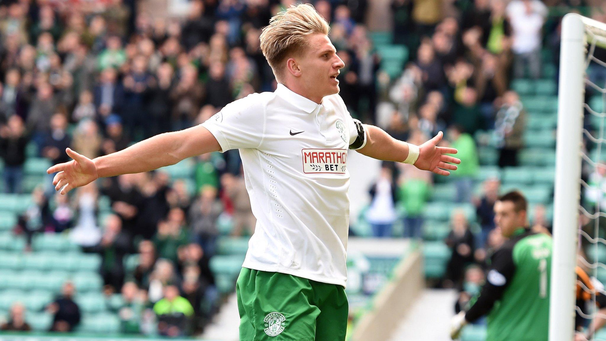 Hibernian forward Jason Cummings