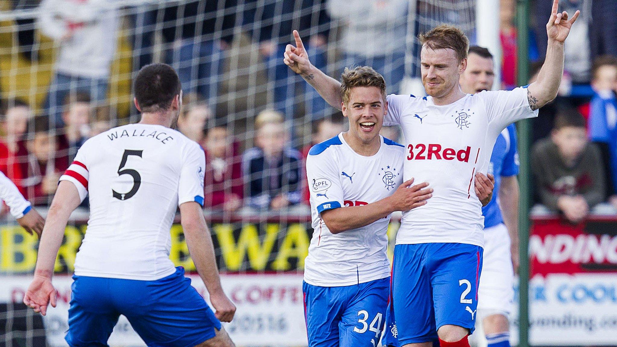 Rangers' Steven Smith (right) celebrates after putting his side 1-0 up