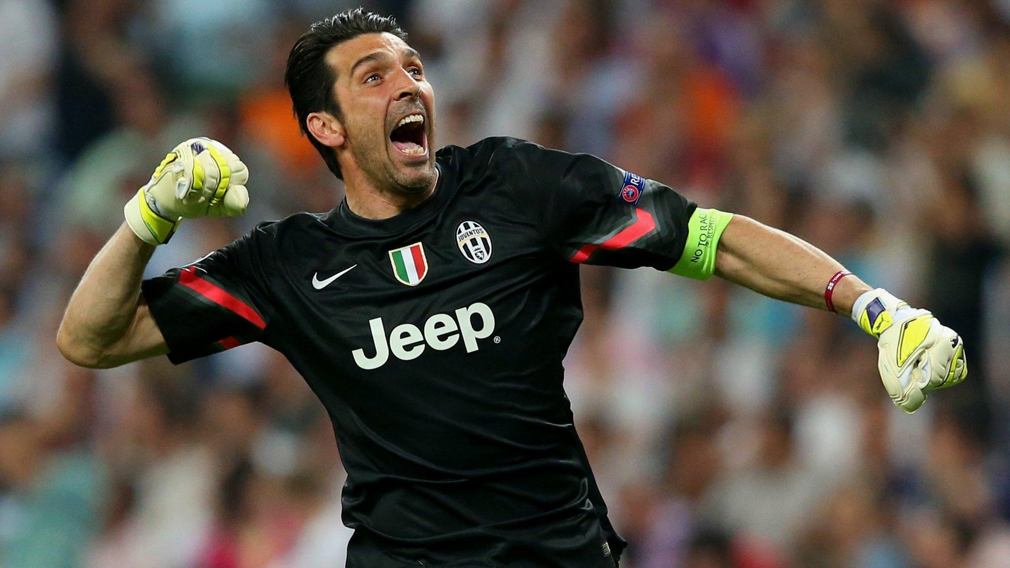 Buffon celebrates