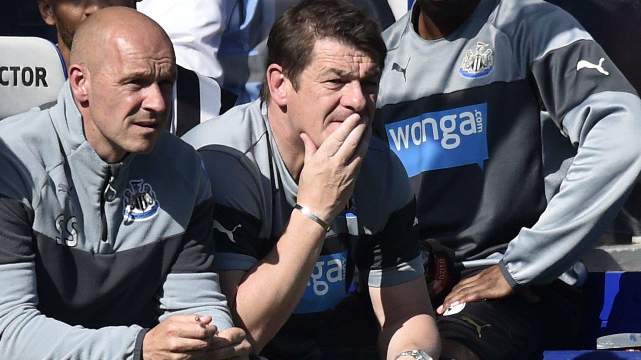 Newcastle coach John Carver (centre)