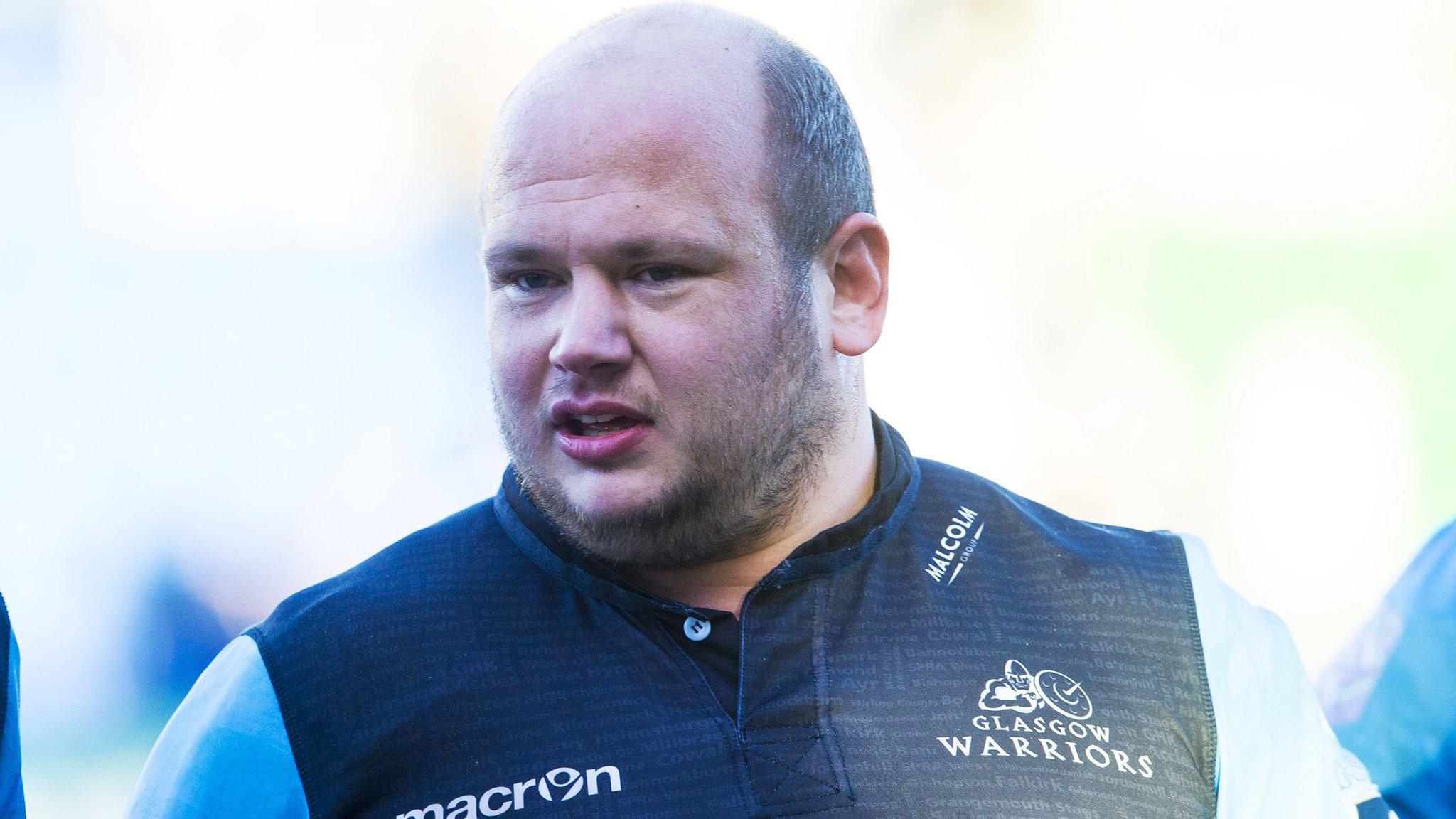 Mike Cusack playing for Glasgow Warriors