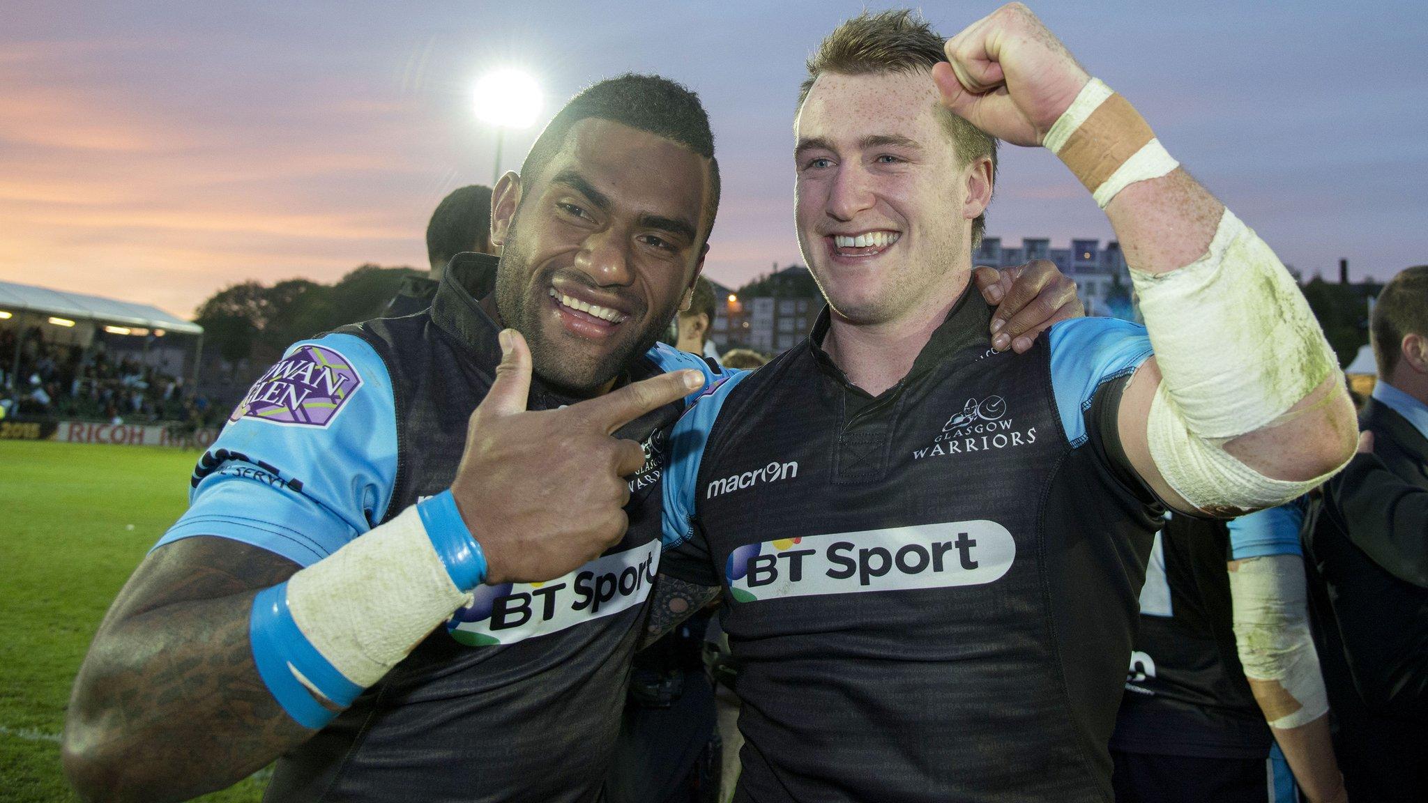 Stuart Hogg celebrates beating Ulster with Niko Matawalu