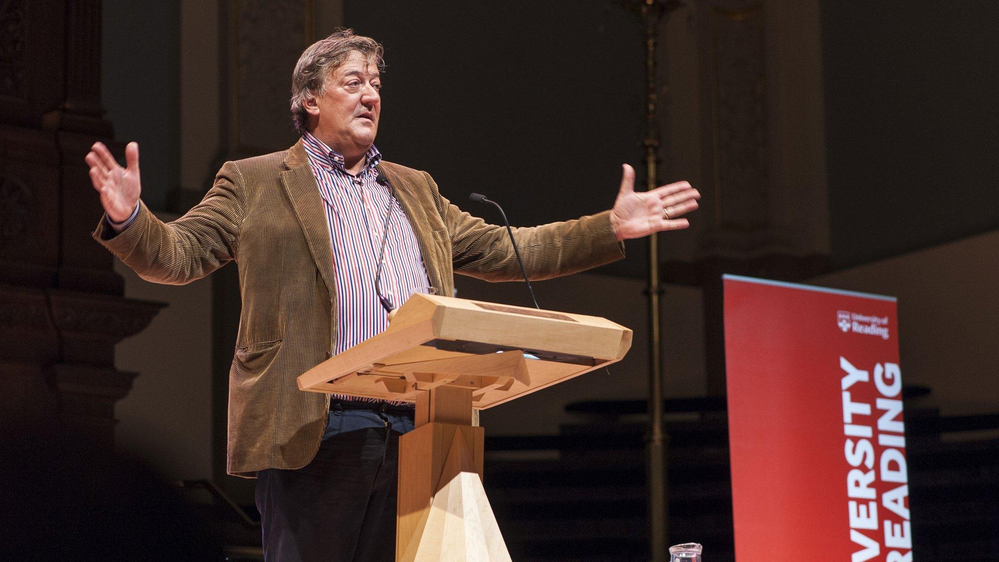 Stephen Fry at Reading Town Hall