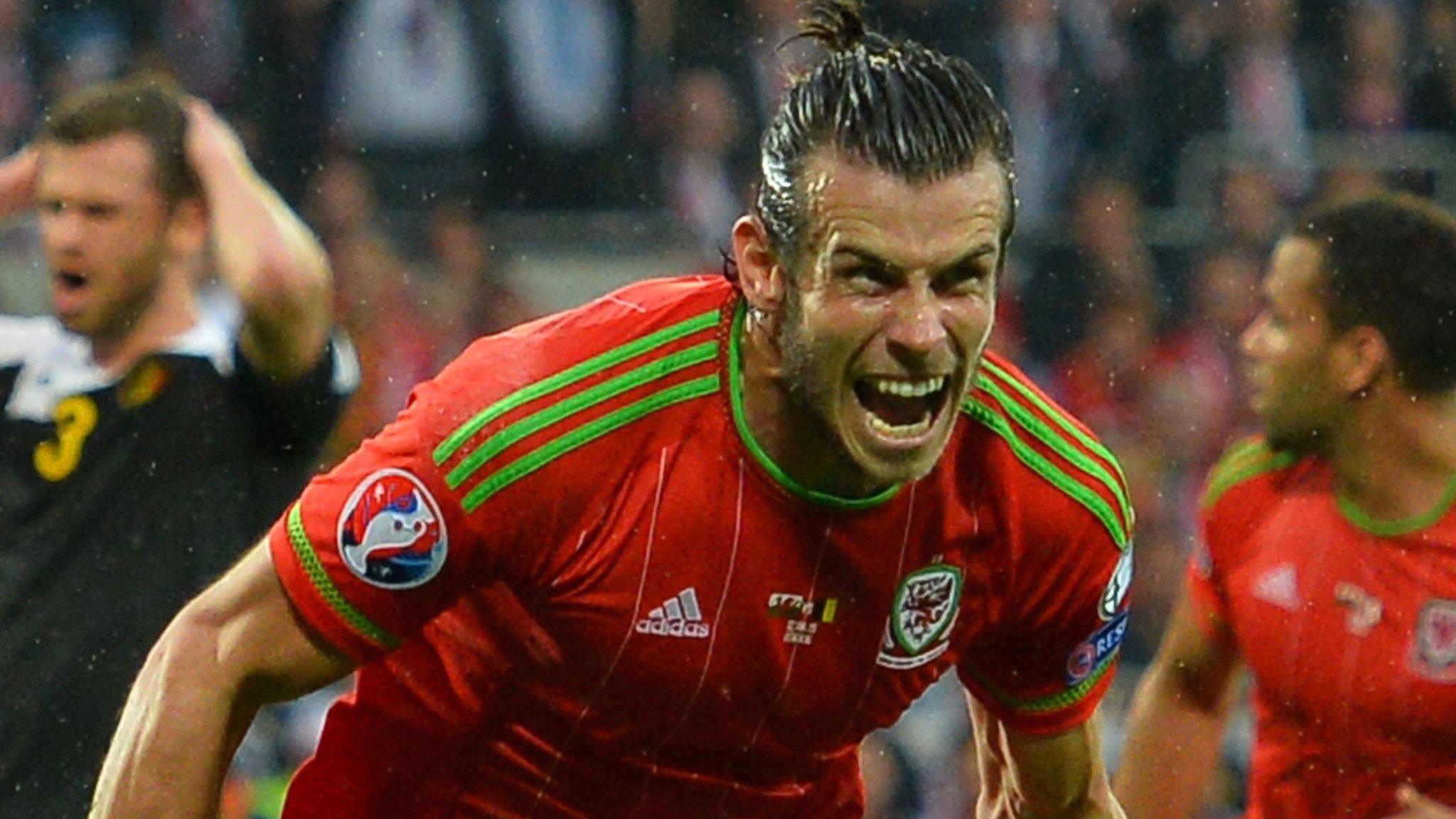 Gareth Bale celebrates