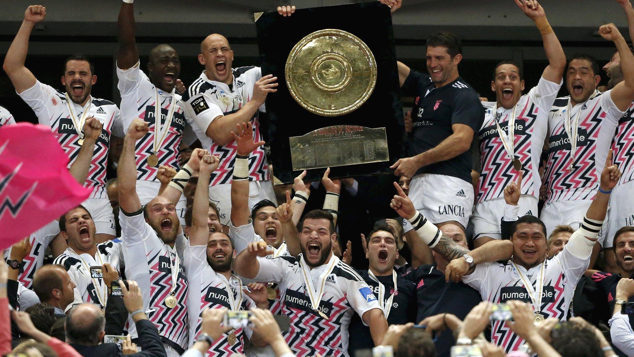 Stade Francais lift the Bouclier de Brennus